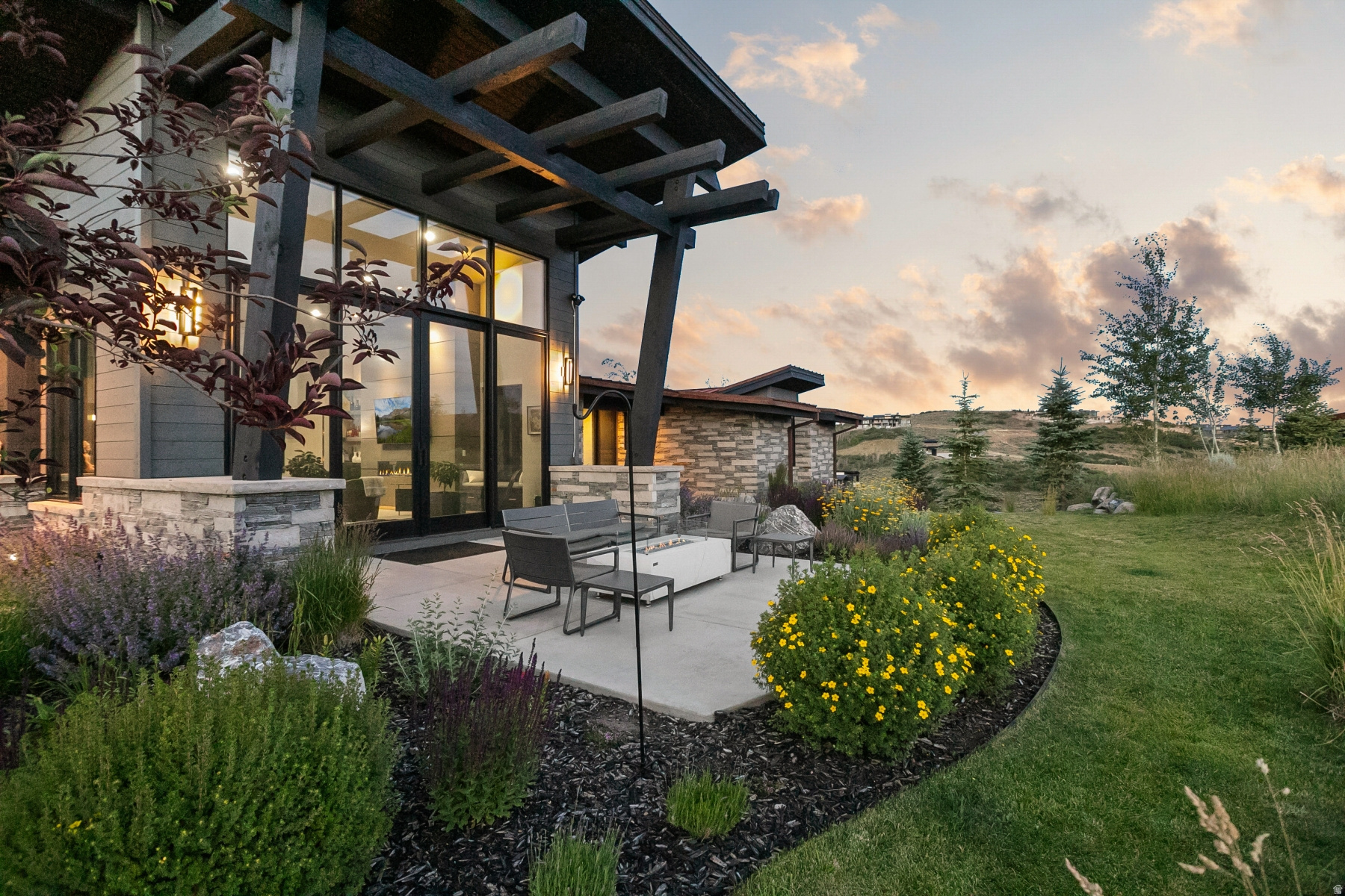 PROMONTORY RIDGE PHASE 1 SUBDIVISION - Residential