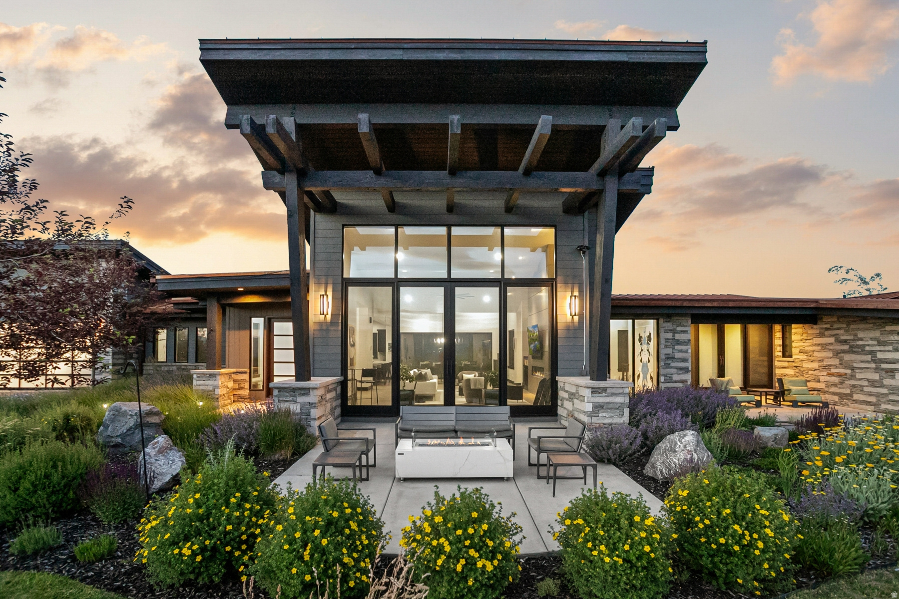 PROMONTORY RIDGE PHASE 1 SUBDIVISION - Residential