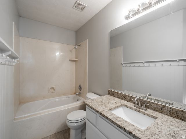 KAYSCREEK ESTATES - Residential Lease