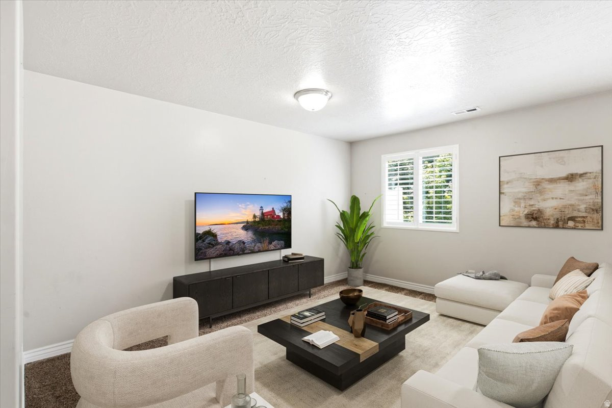 CAMELOT COVE - Residential