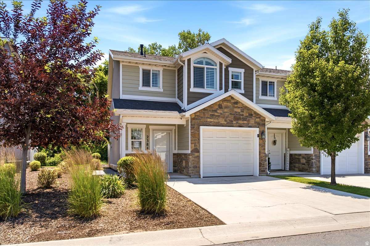 CAMELOT COVE - Residential