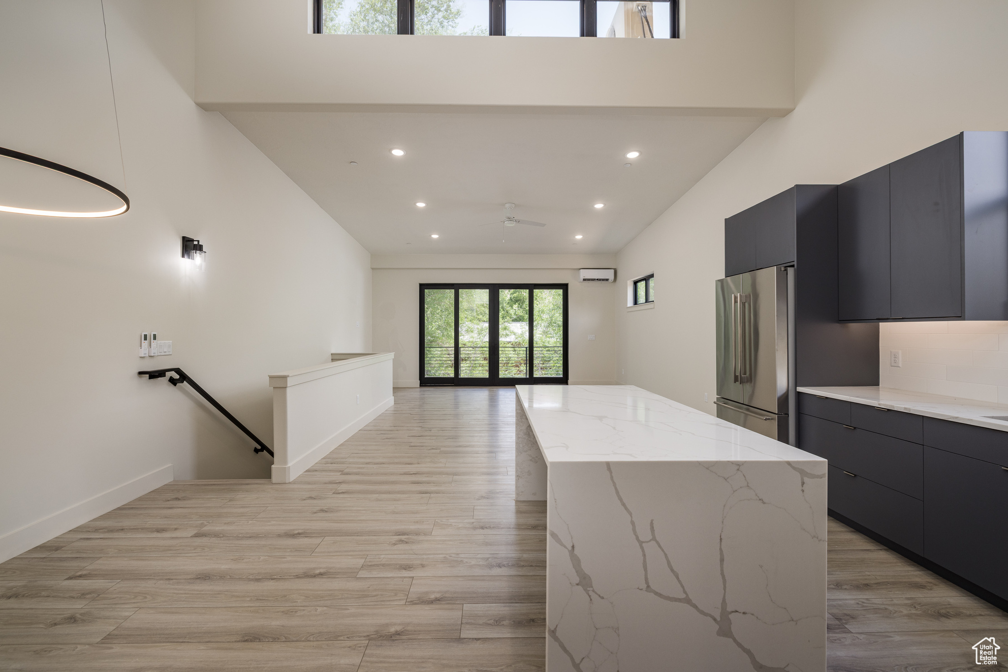COTTONWOOD CONDOS - Residential