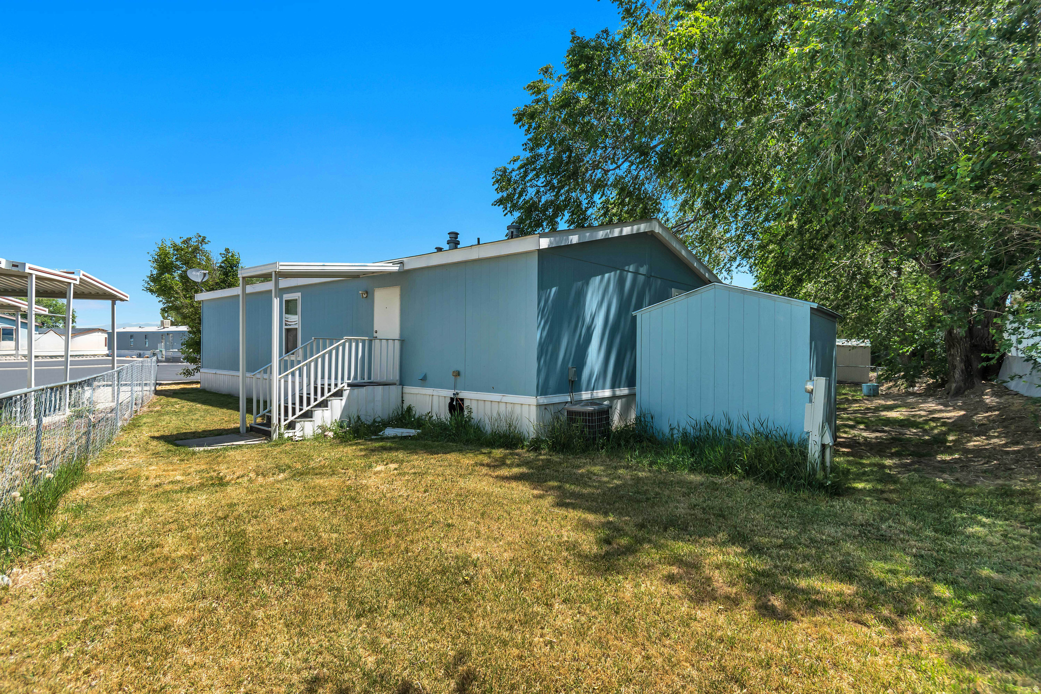 WESTERN ESTATES - Residential