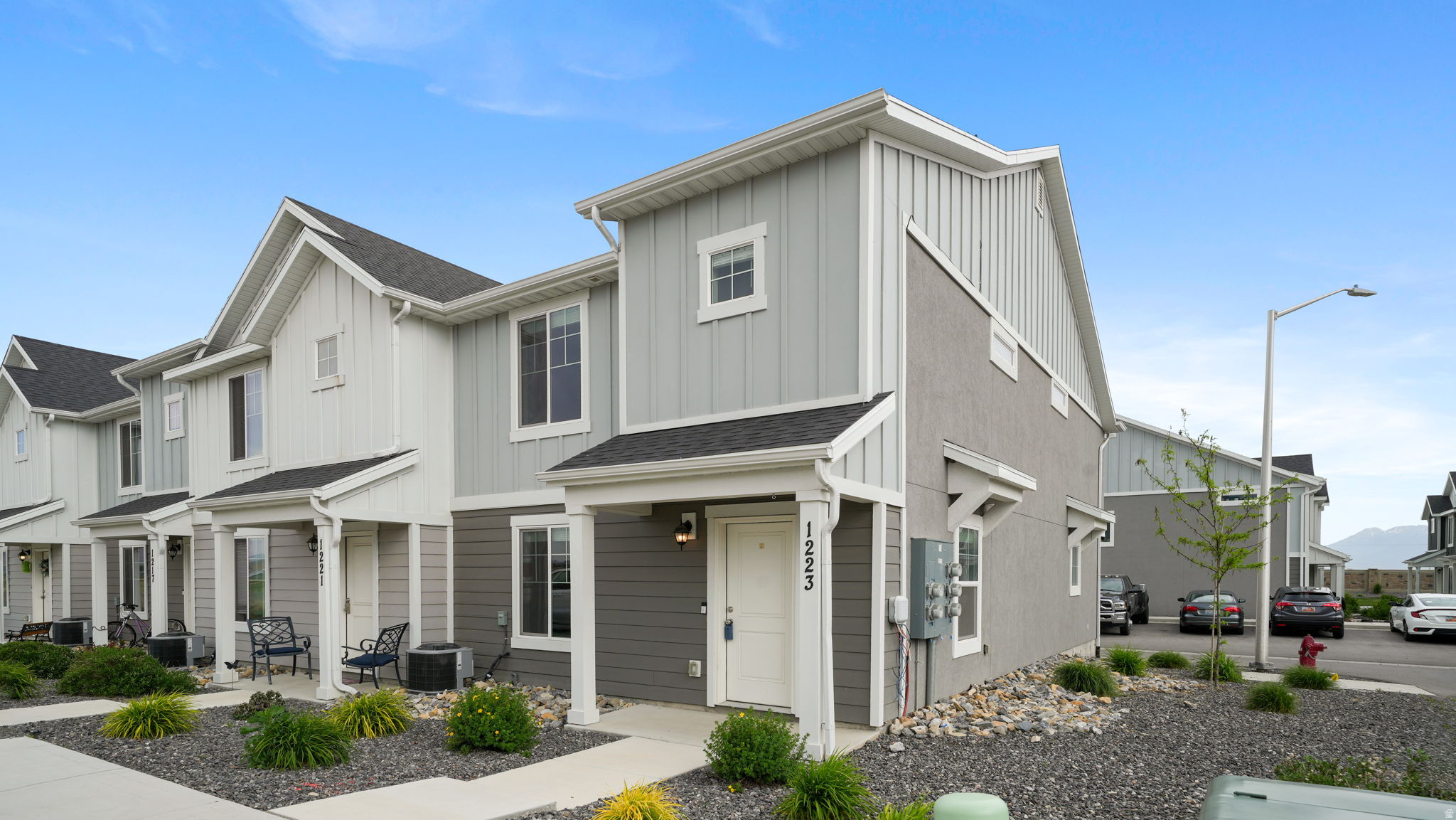 ARROWHEAD PARK - Residential