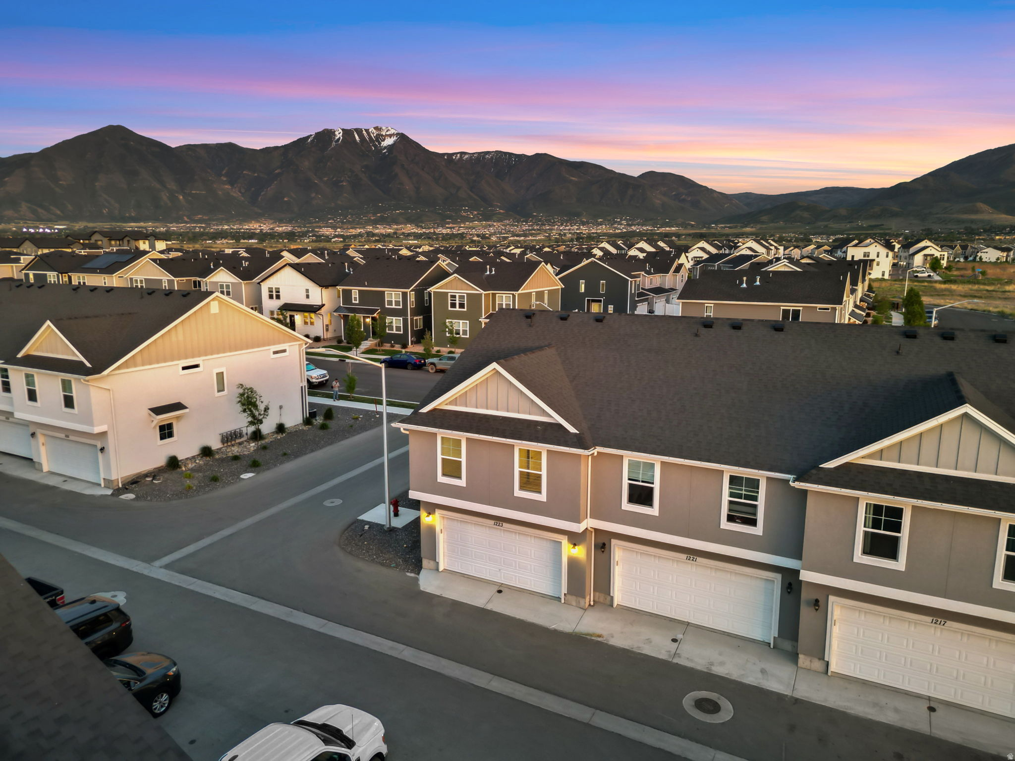 ARROWHEAD PARK - Residential