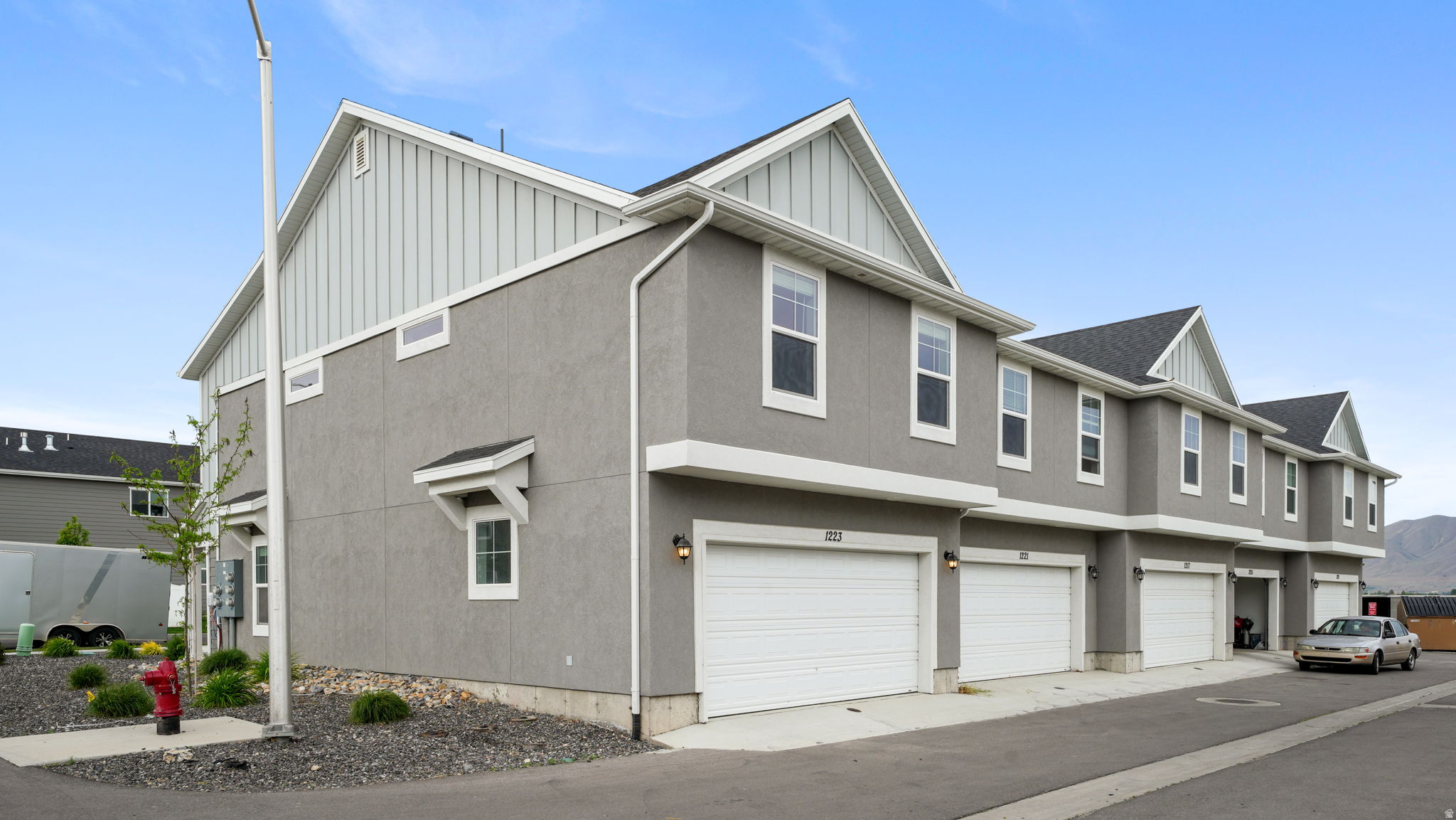 ARROWHEAD PARK - Residential