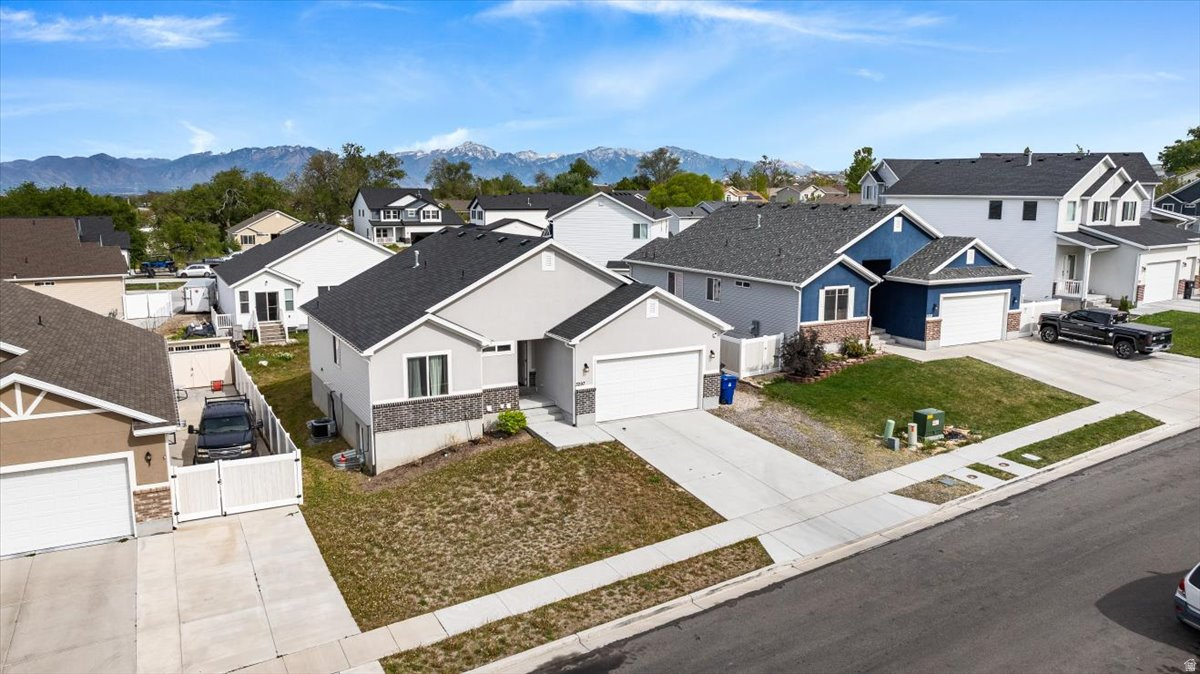 MEADOWS - Residential