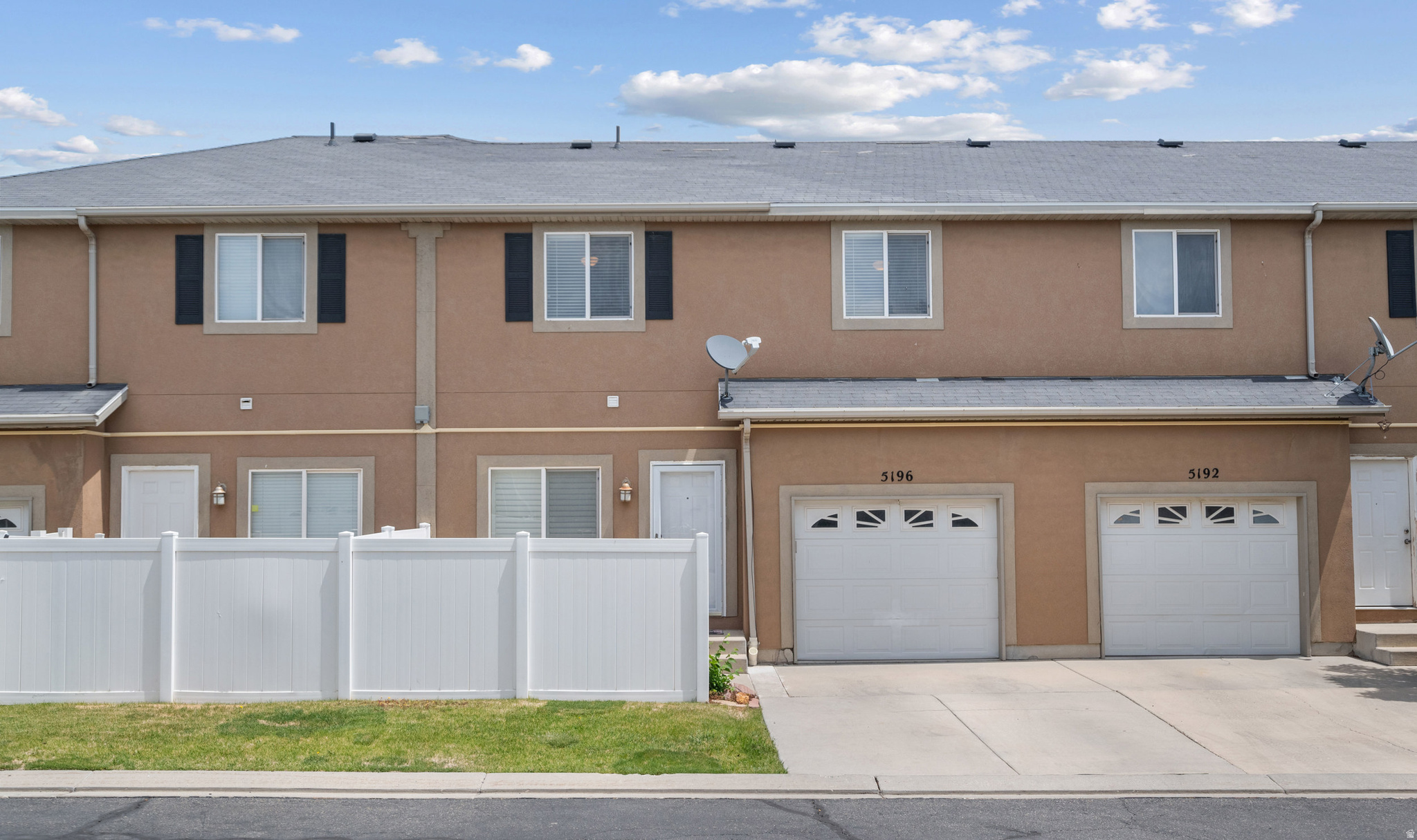 STONE CREEK - Residential
