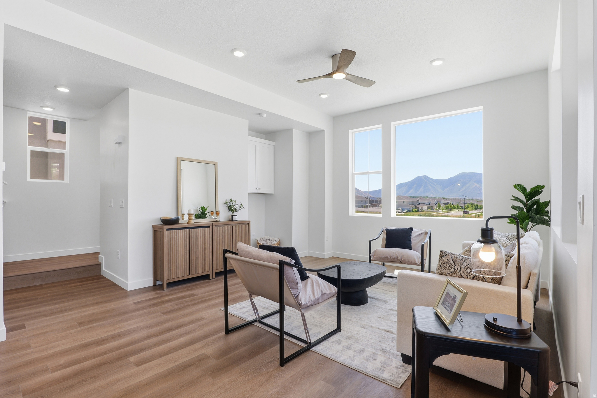 HUNTINGTON RANCH - Residential