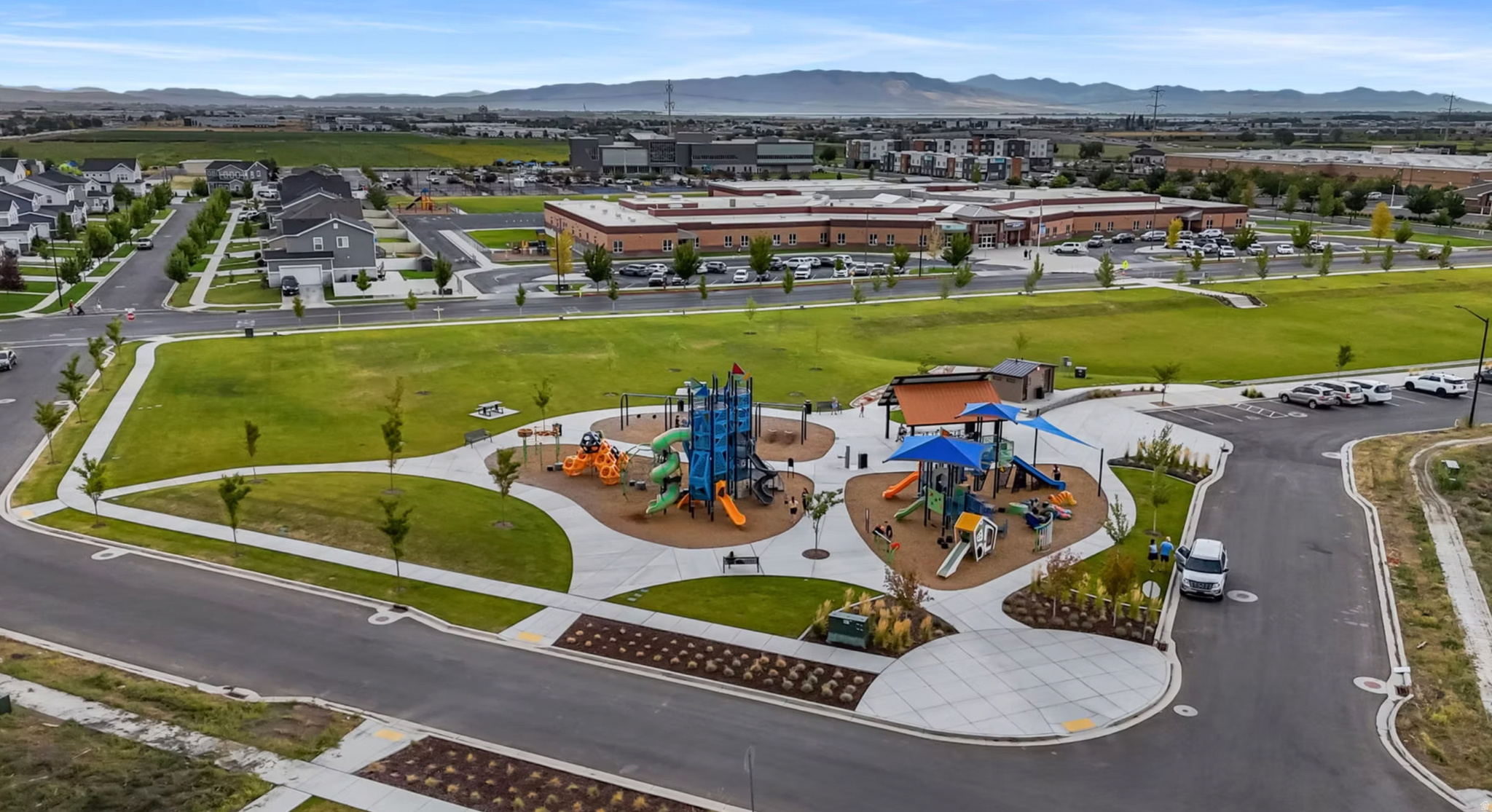 HUNTINGTON RANCH - Residential