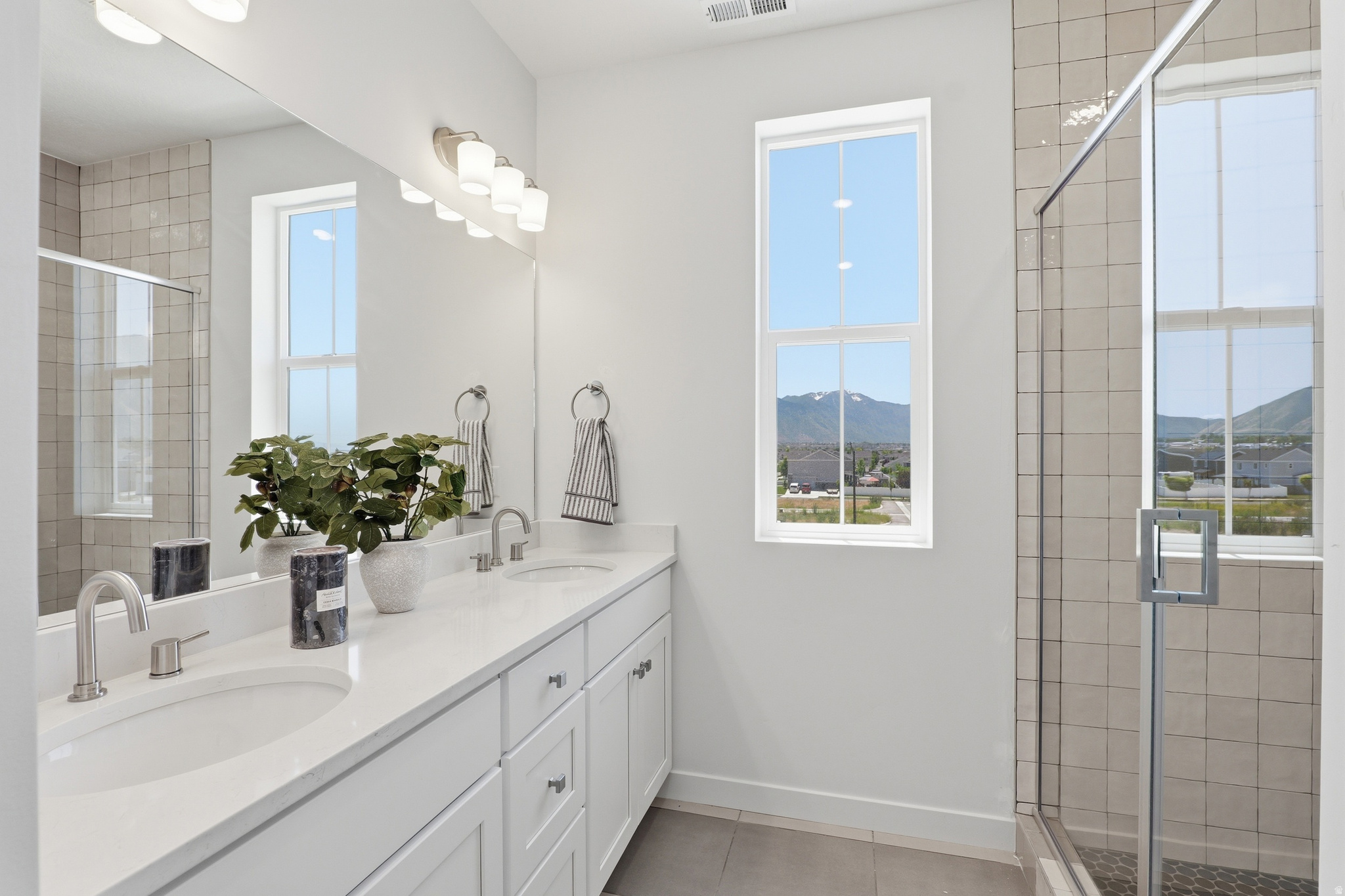 HUNTINGTON RANCH - Residential