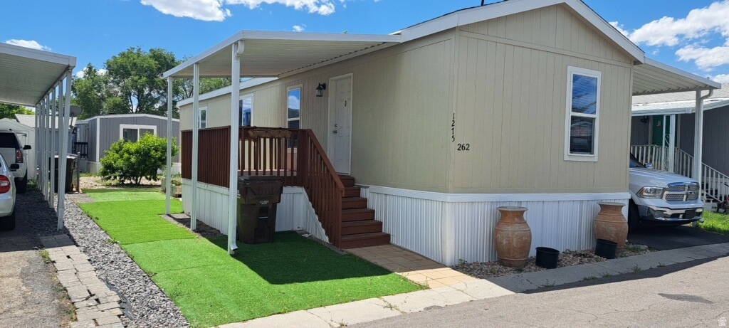 MEADOWBROOK VILLAGE - Residential