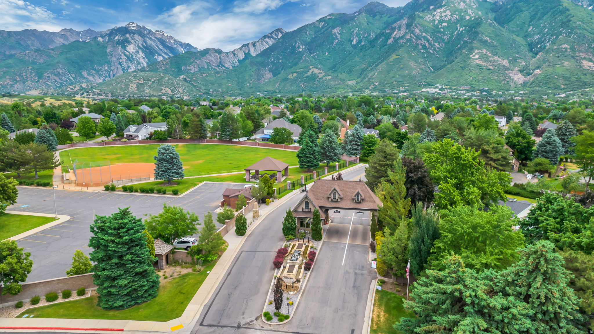 PEPPERWOOD - Residential