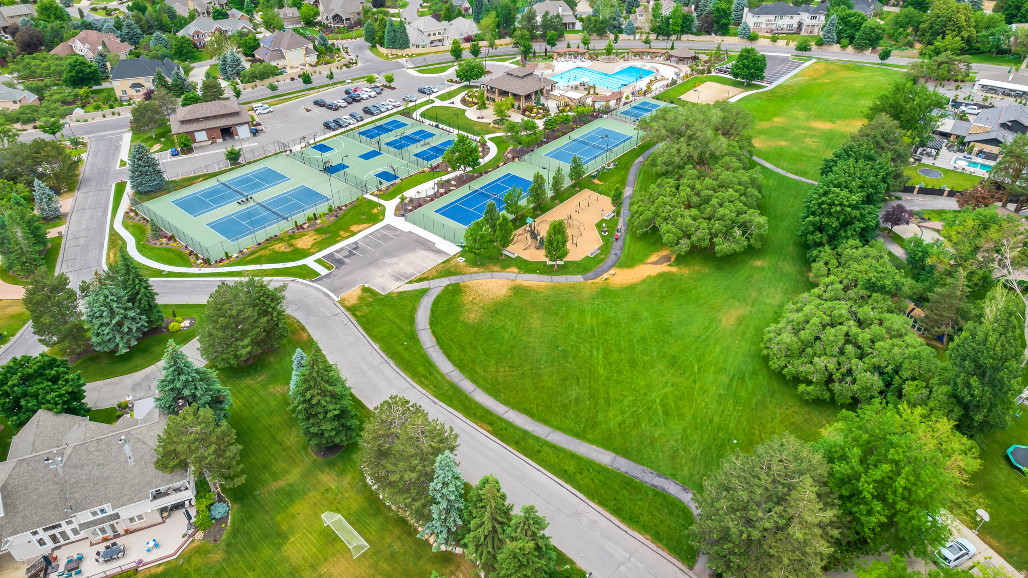 PEPPERWOOD - Residential