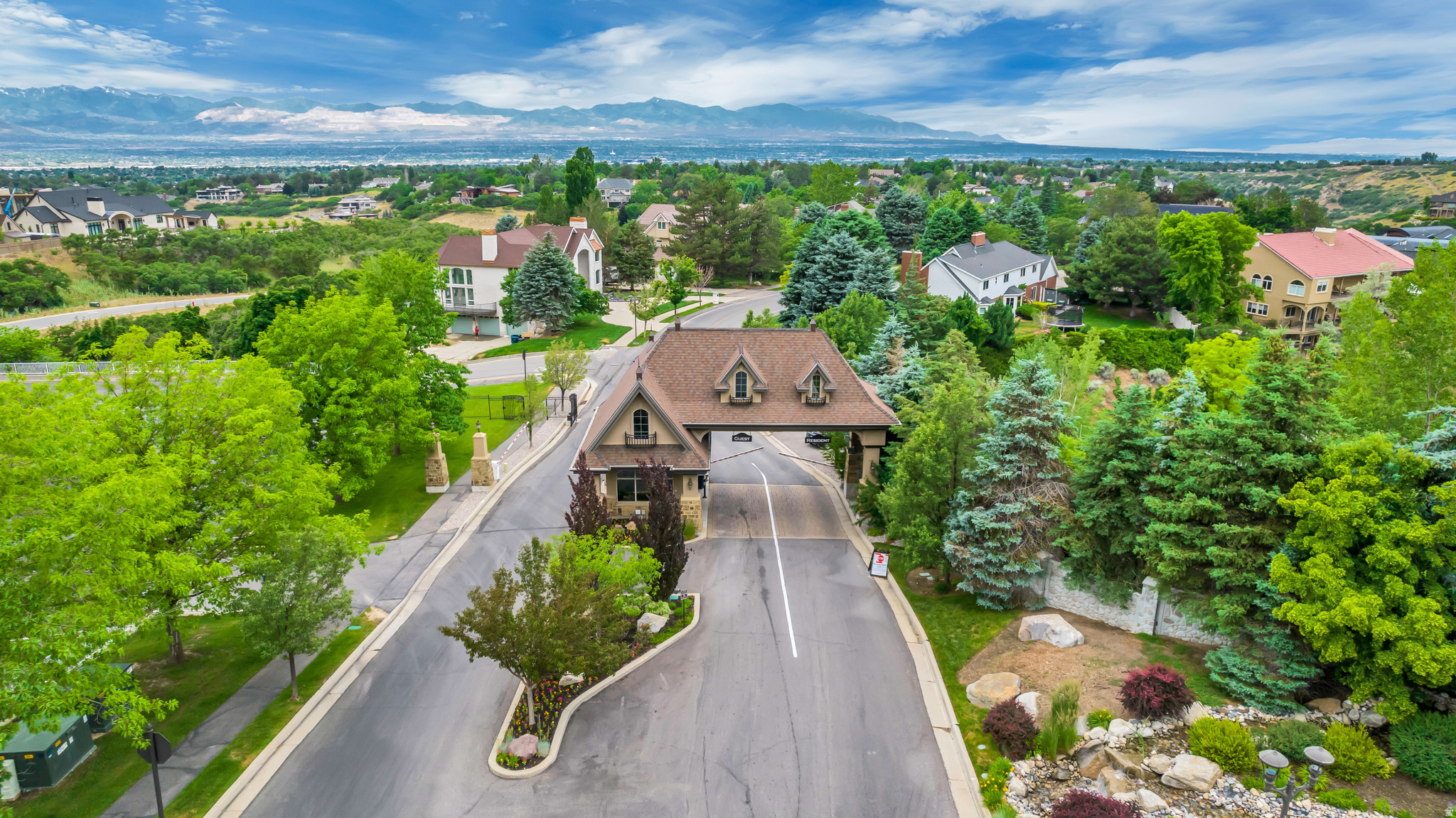 PEPPERWOOD - Residential