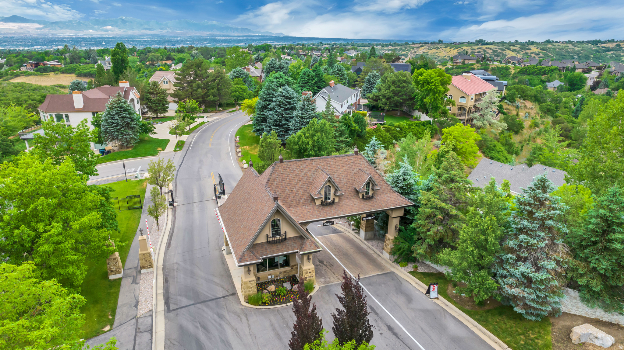 PEPPERWOOD - Residential