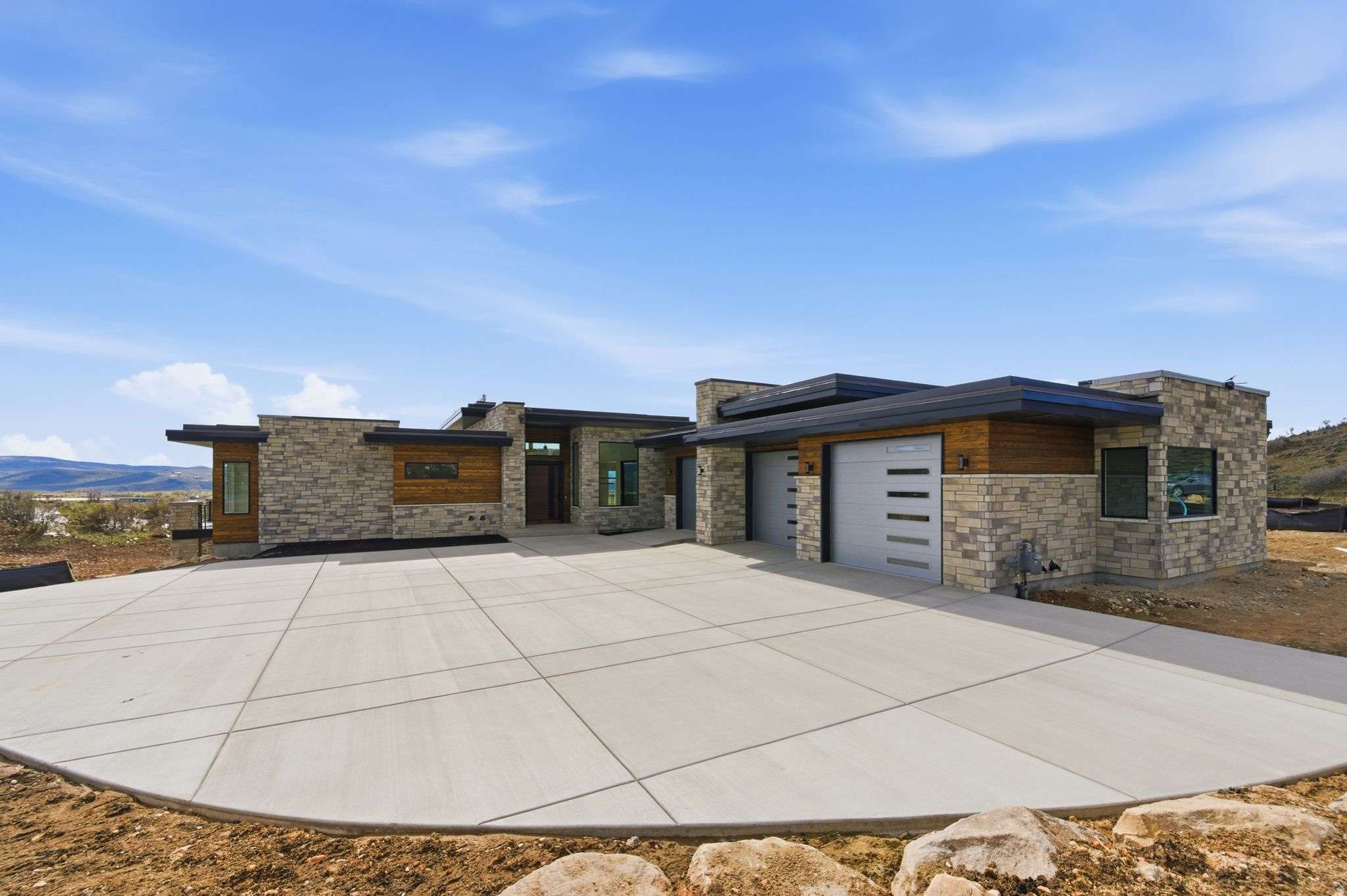 FOOTHILLS AT FRANCIS - Residential