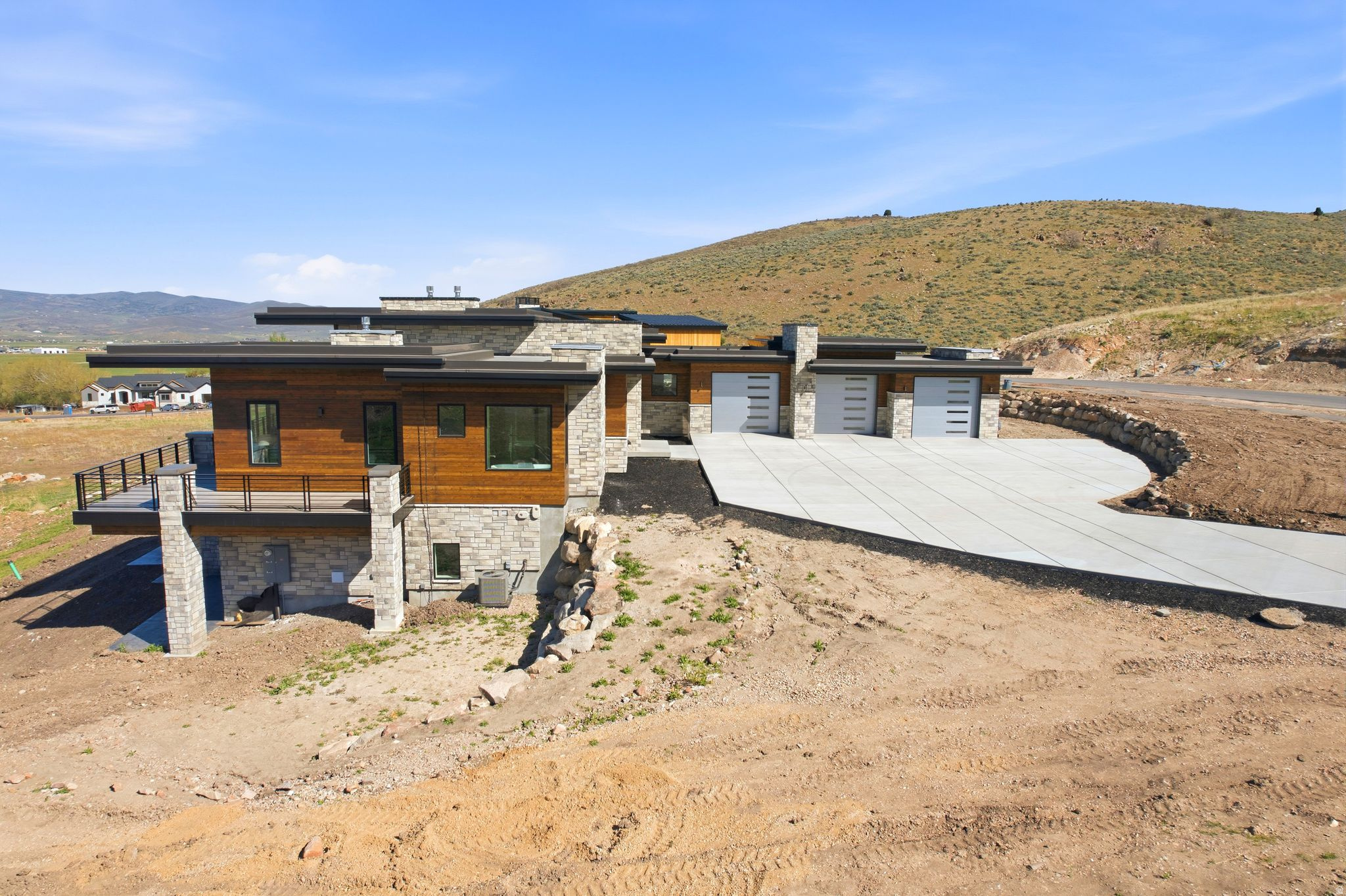 FOOTHILLS AT FRANCIS - Residential