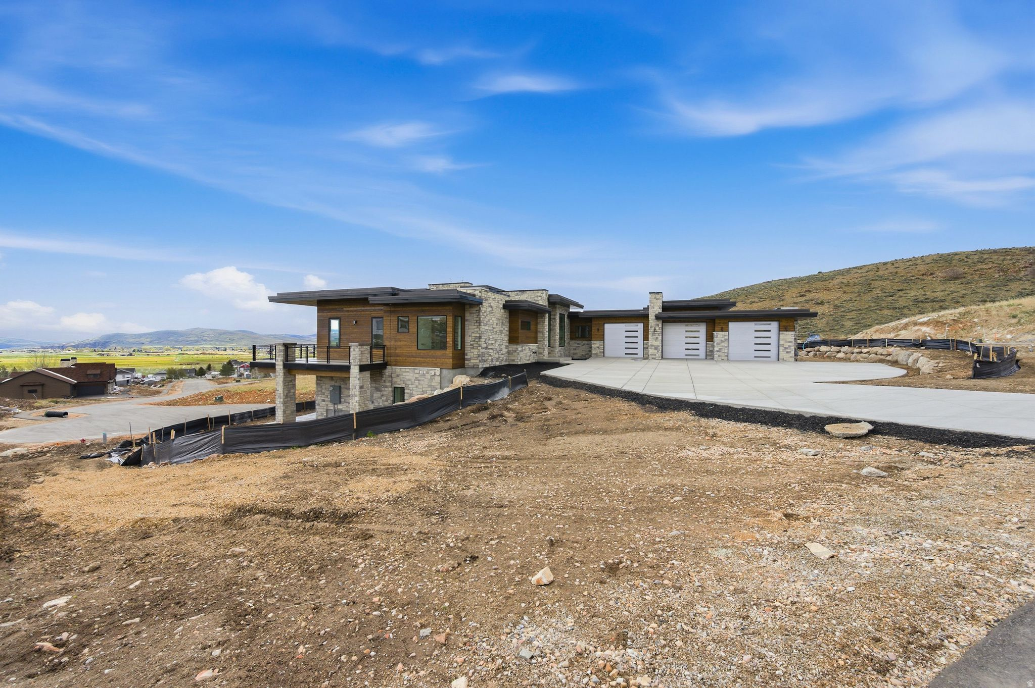 FOOTHILLS AT FRANCIS - Residential