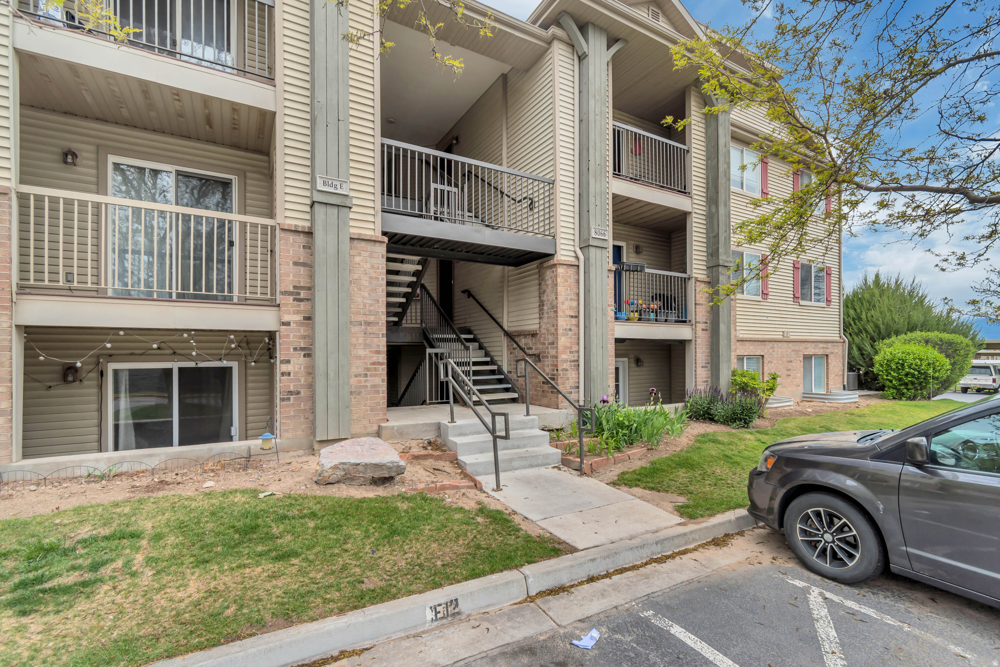 WILLOW SPRINGS - Residential