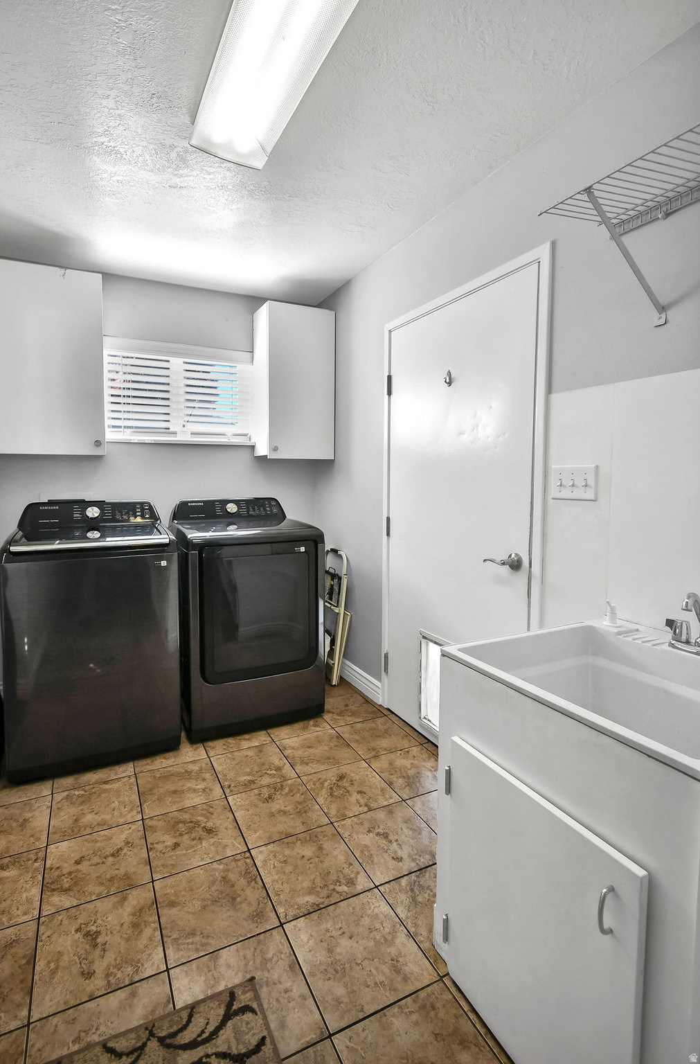PARK WEST - Residential