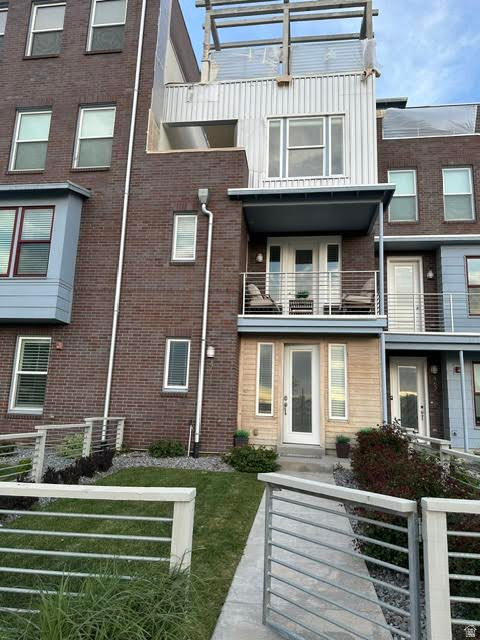 This townhome is light, pretty with many upgrades (it was a model home) it shows well and still has the model furniture, so the scale of space is good. Patios & views are AMAZING. The roof deck is 29 ft. X 22 Ft. with a pergola and string lights. It is hot tub ready, has electrical & engineered for support. Sound mitigation is very good between each townhome, & also the streets. These townhomes are a high quality build with built in radon prevention, quiet garage door opener & insulated garage door, central vac system, double pane windows and door windows with integrated blinds. Classy.