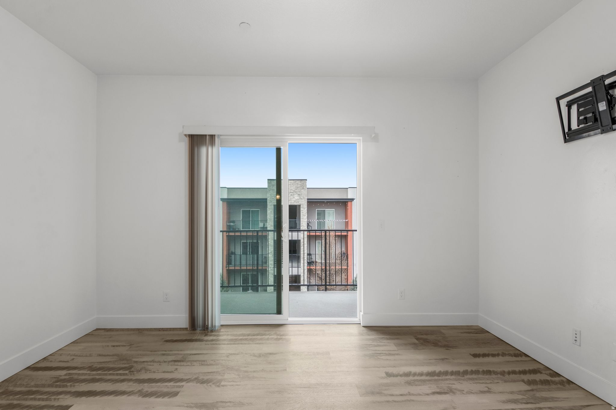 WEST SQUARE - Residential