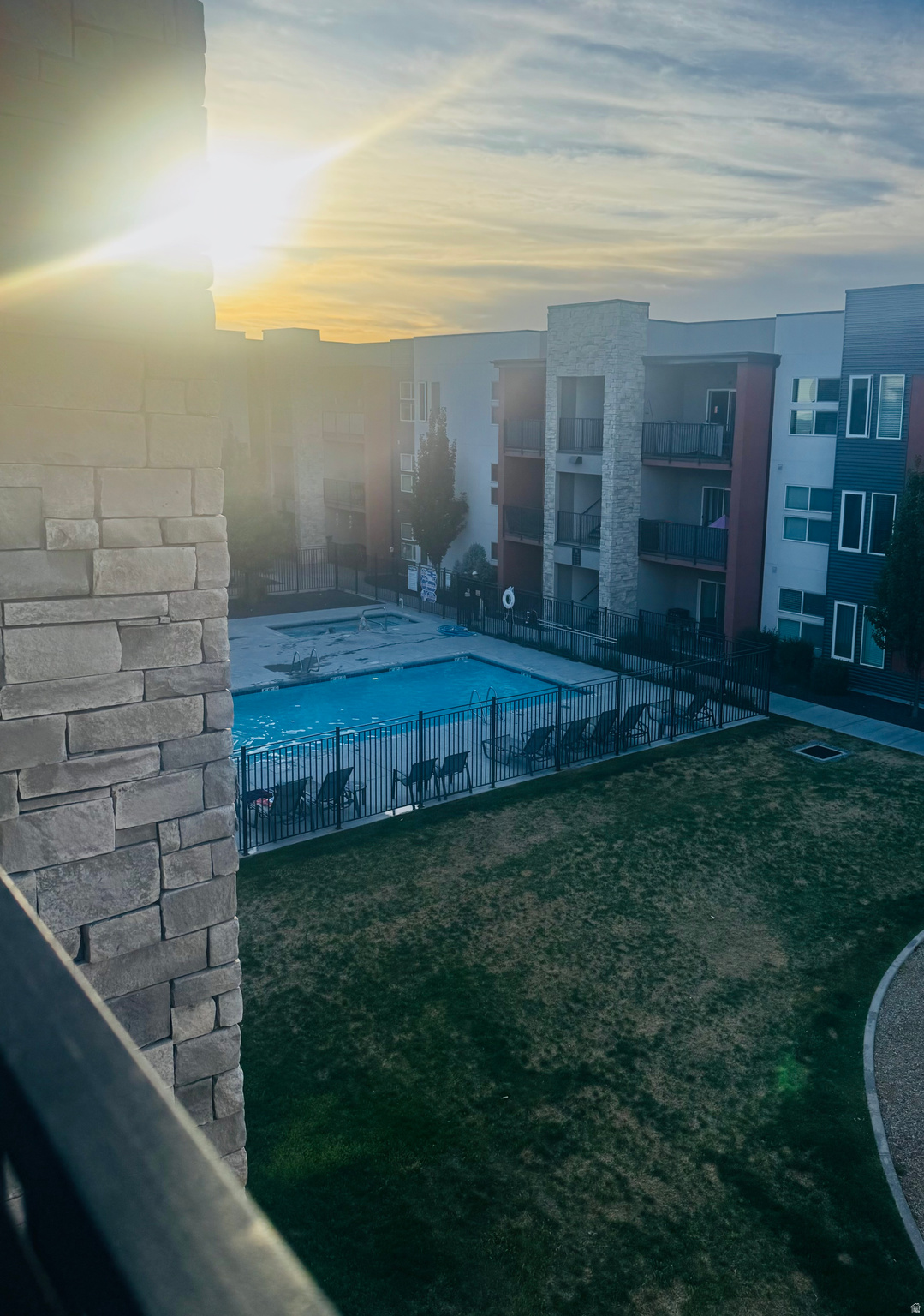 WEST SQUARE - Residential
