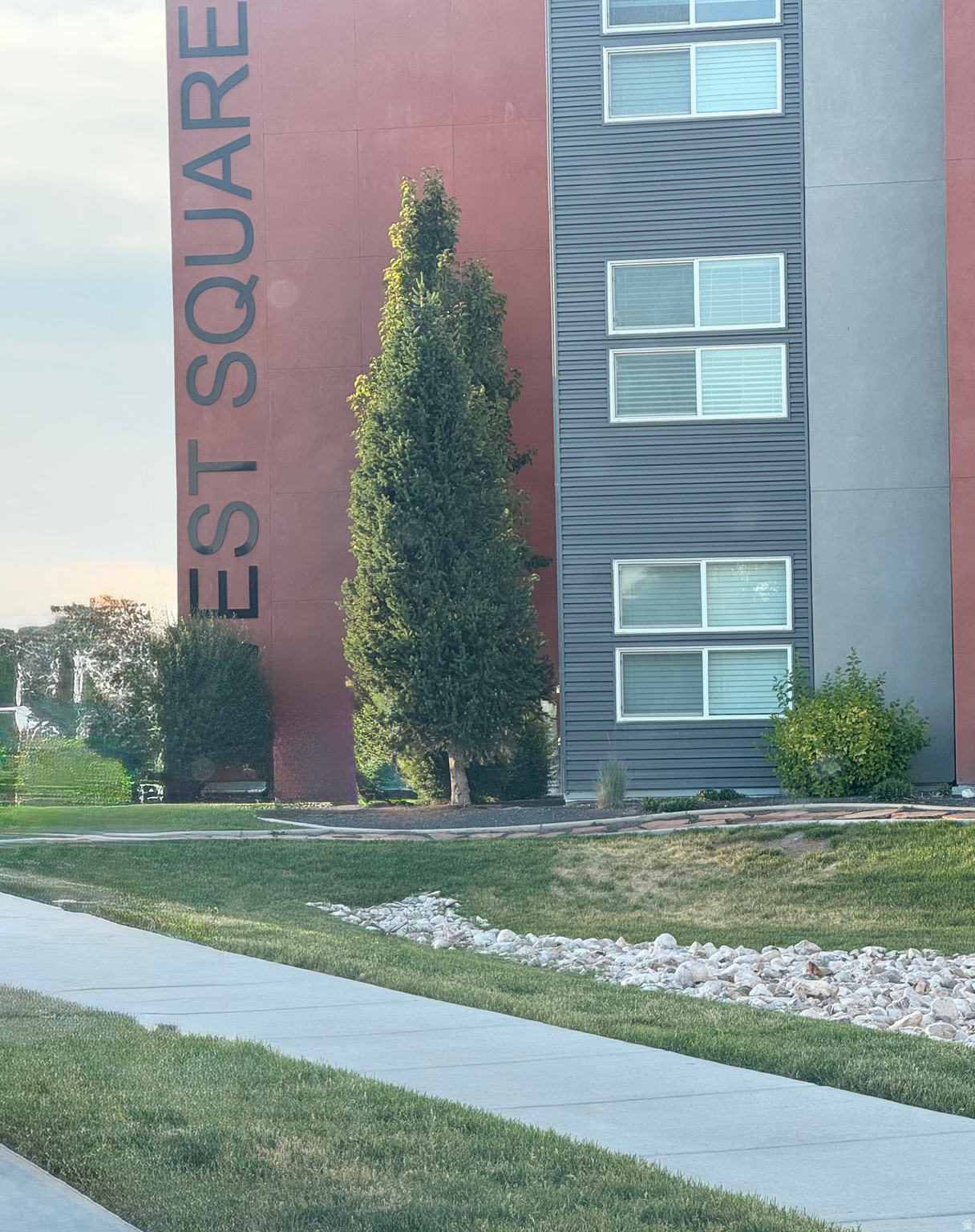 WEST SQUARE - Residential
