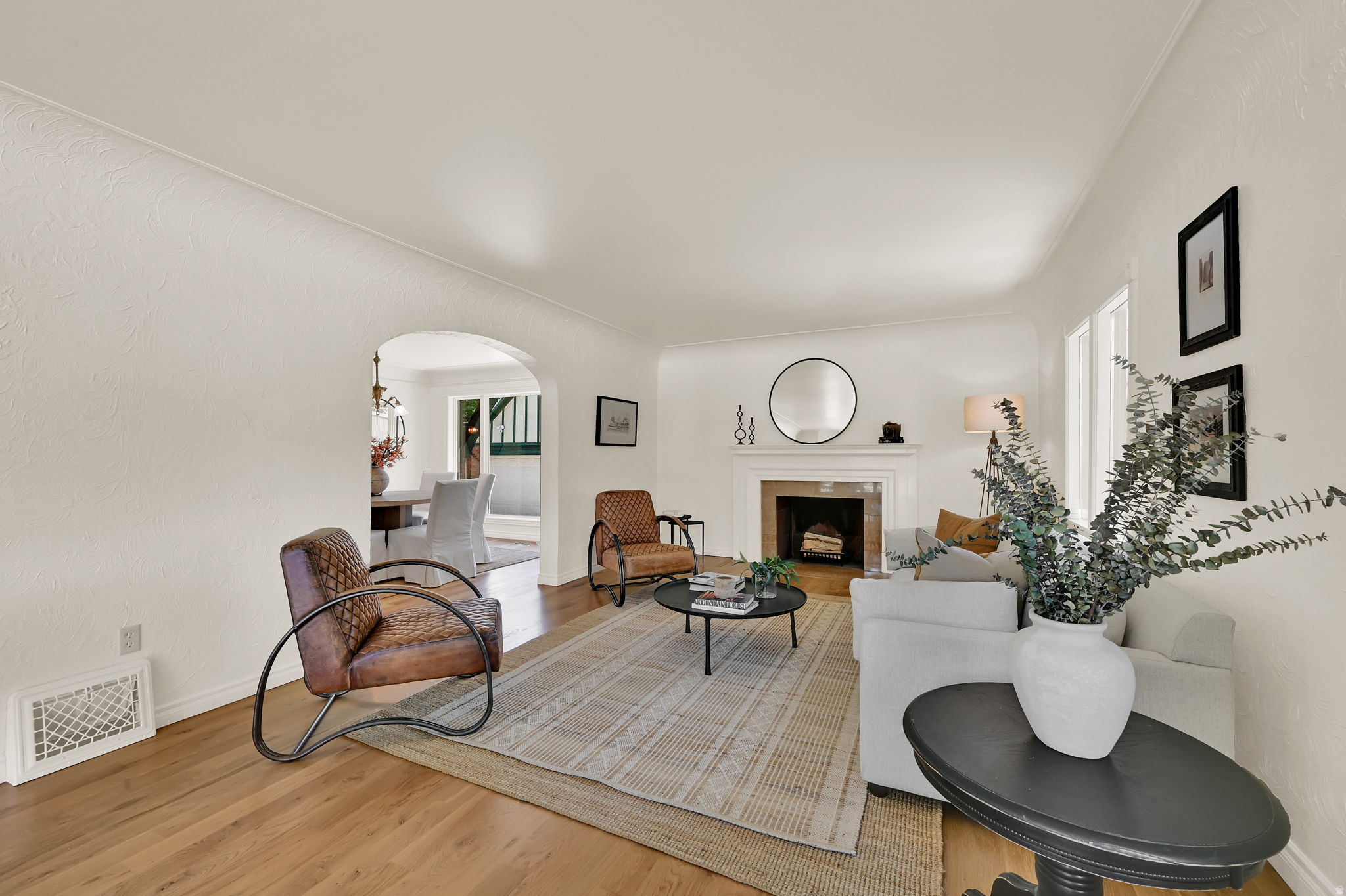YALECREST - Residential