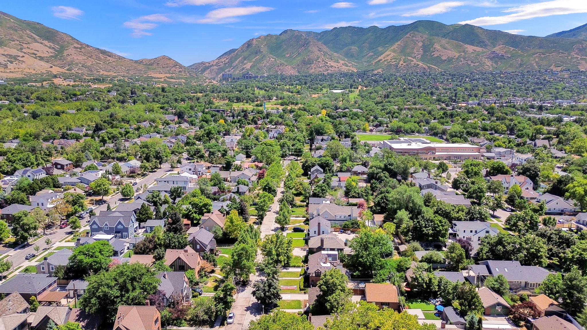 YALECREST - Residential