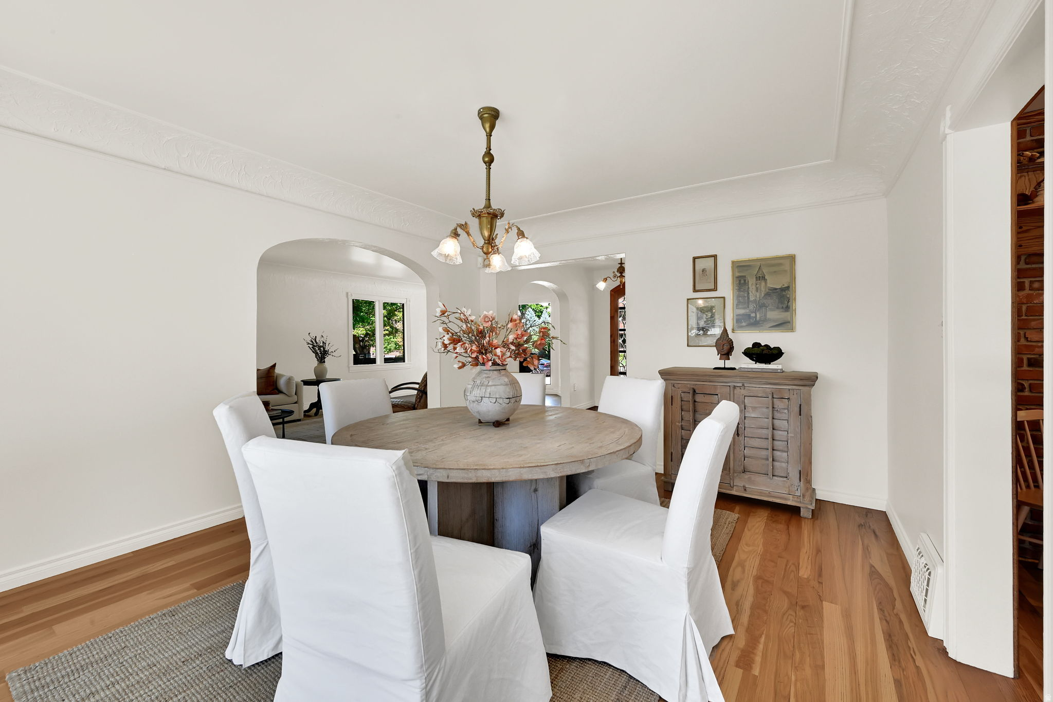 YALECREST - Residential