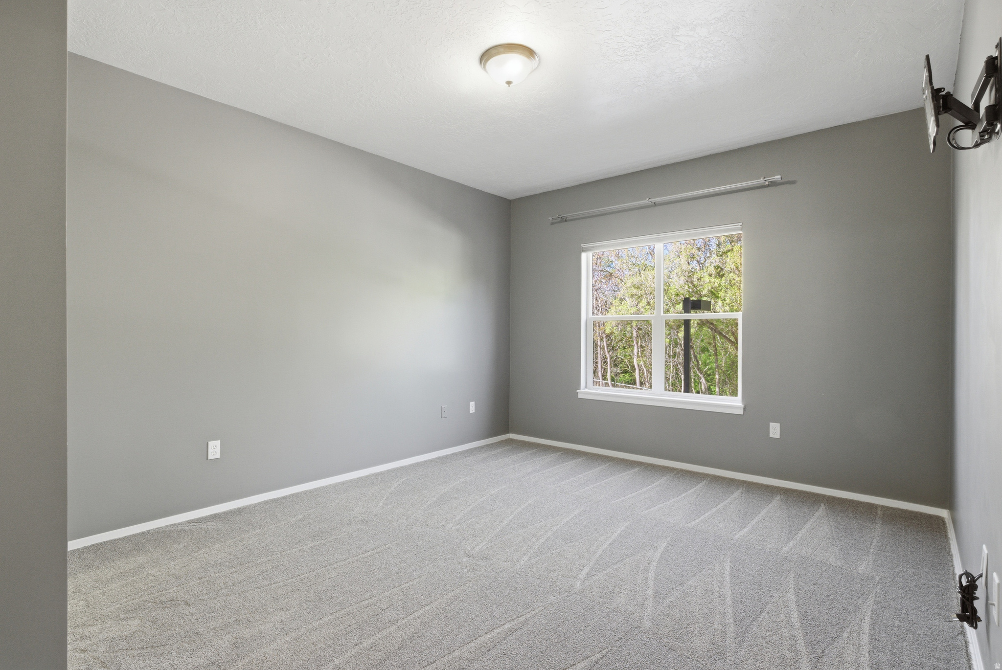 4340 HIGHLAND CONDO - Residential