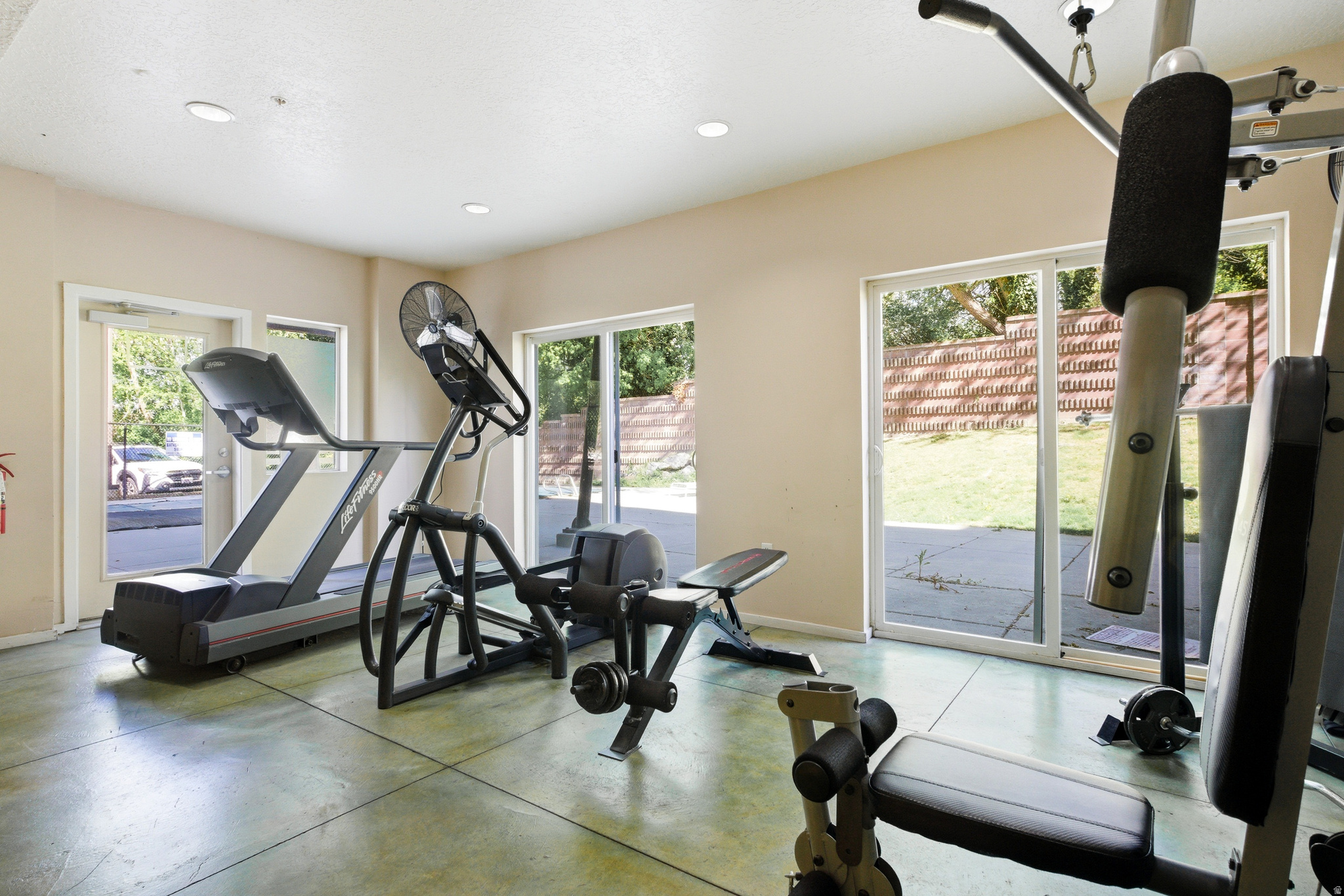 4340 HIGHLAND CONDO - Residential