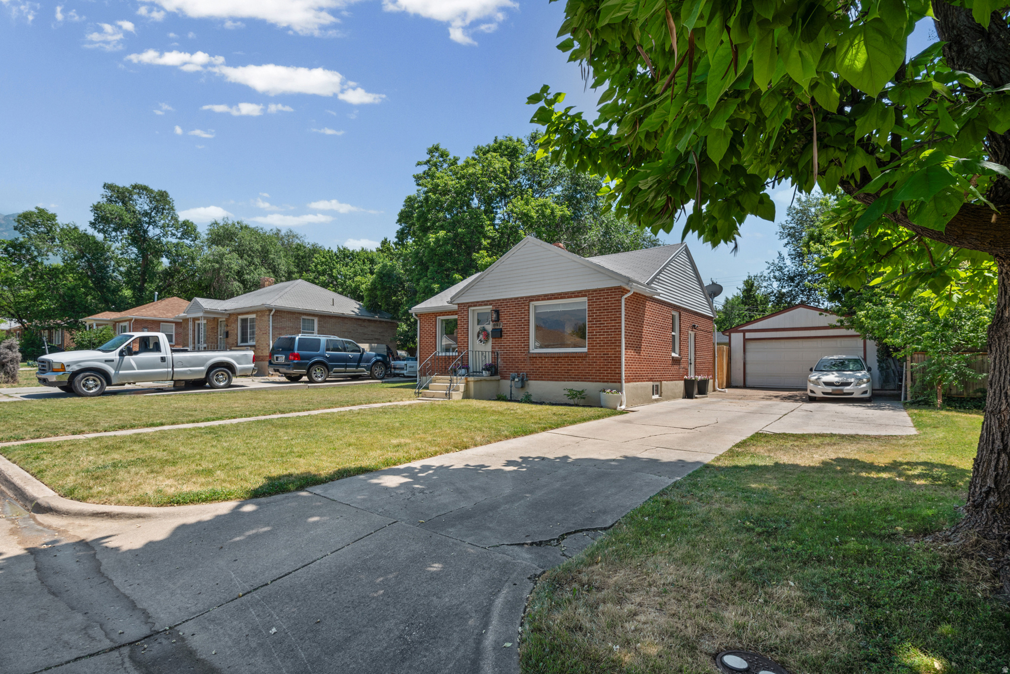 RAYMON SHUPE - Residential