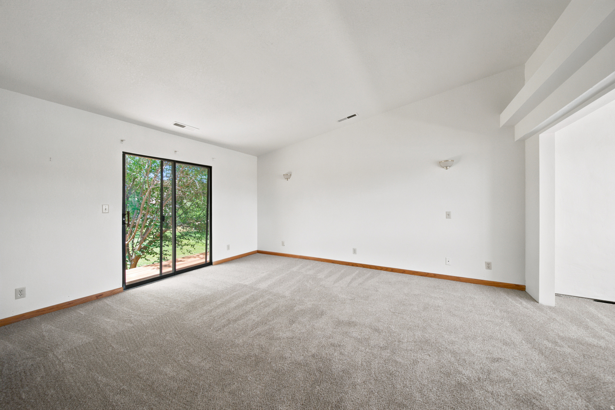 BLOOMINGTON KNOLLS TH 1 AMD - Residential