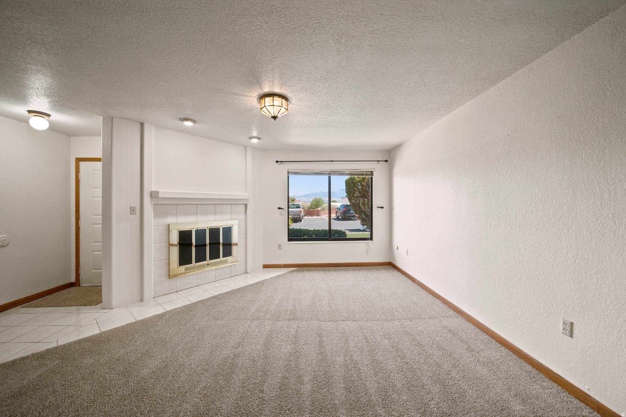BLOOMINGTON KNOLLS TH 1 AMD - Residential