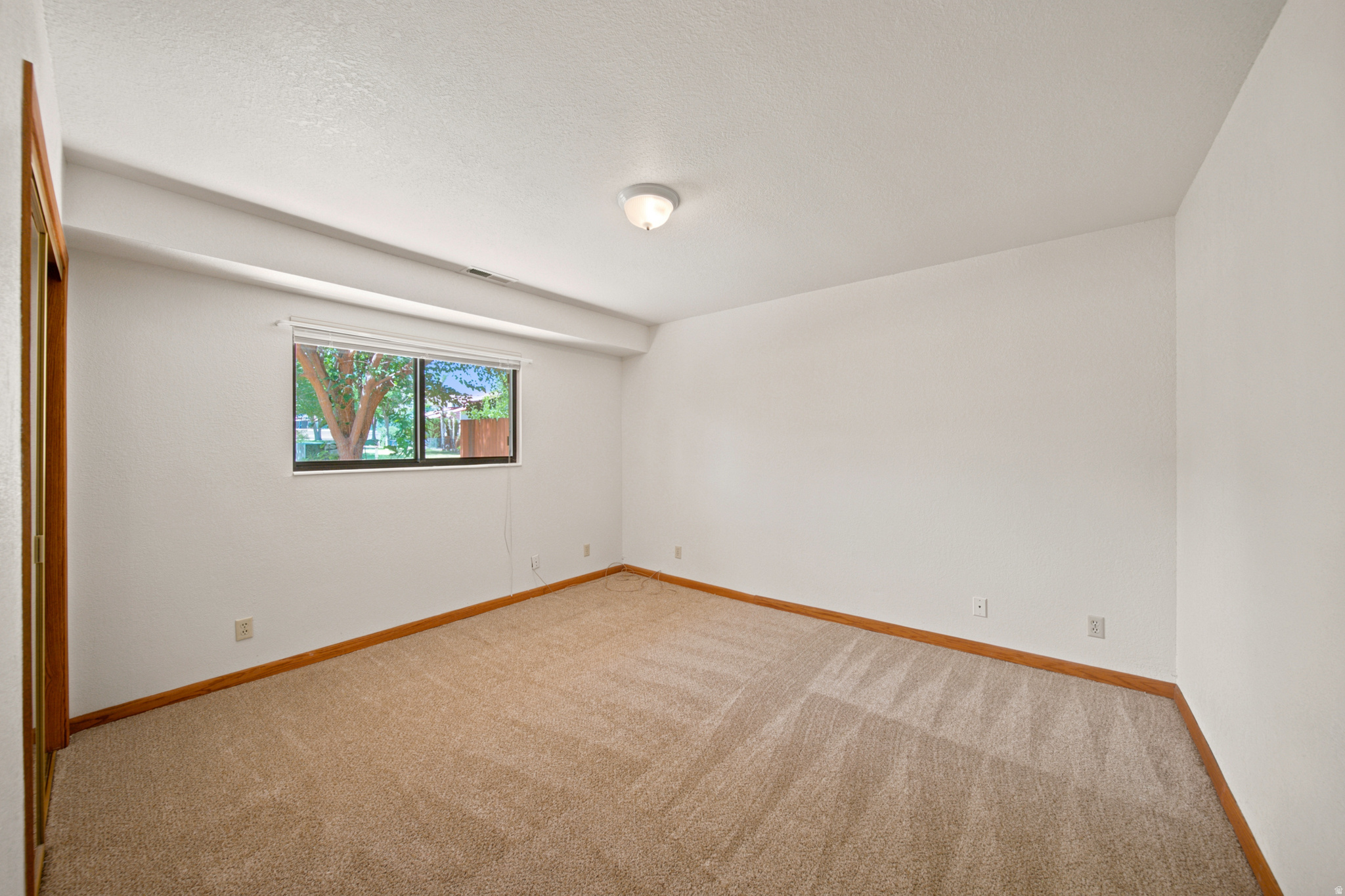 BLOOMINGTON KNOLLS TH 1 AMD - Residential