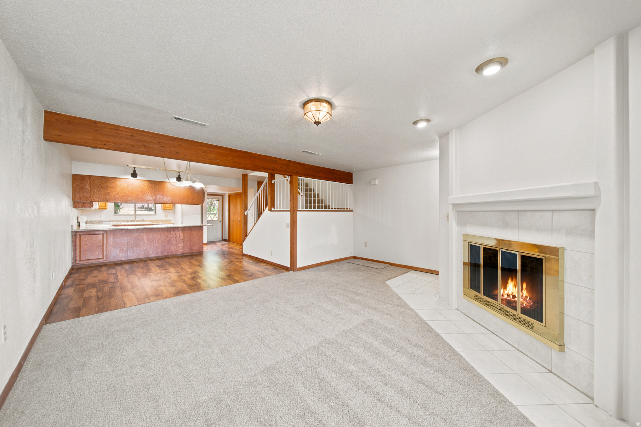 BLOOMINGTON KNOLLS TH 1 AMD - Residential