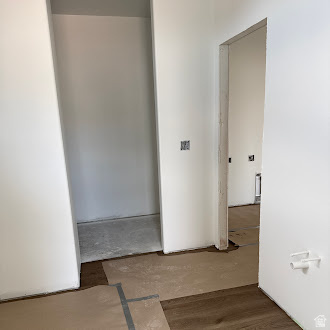 VALLEY GATE ESTATES - Residential