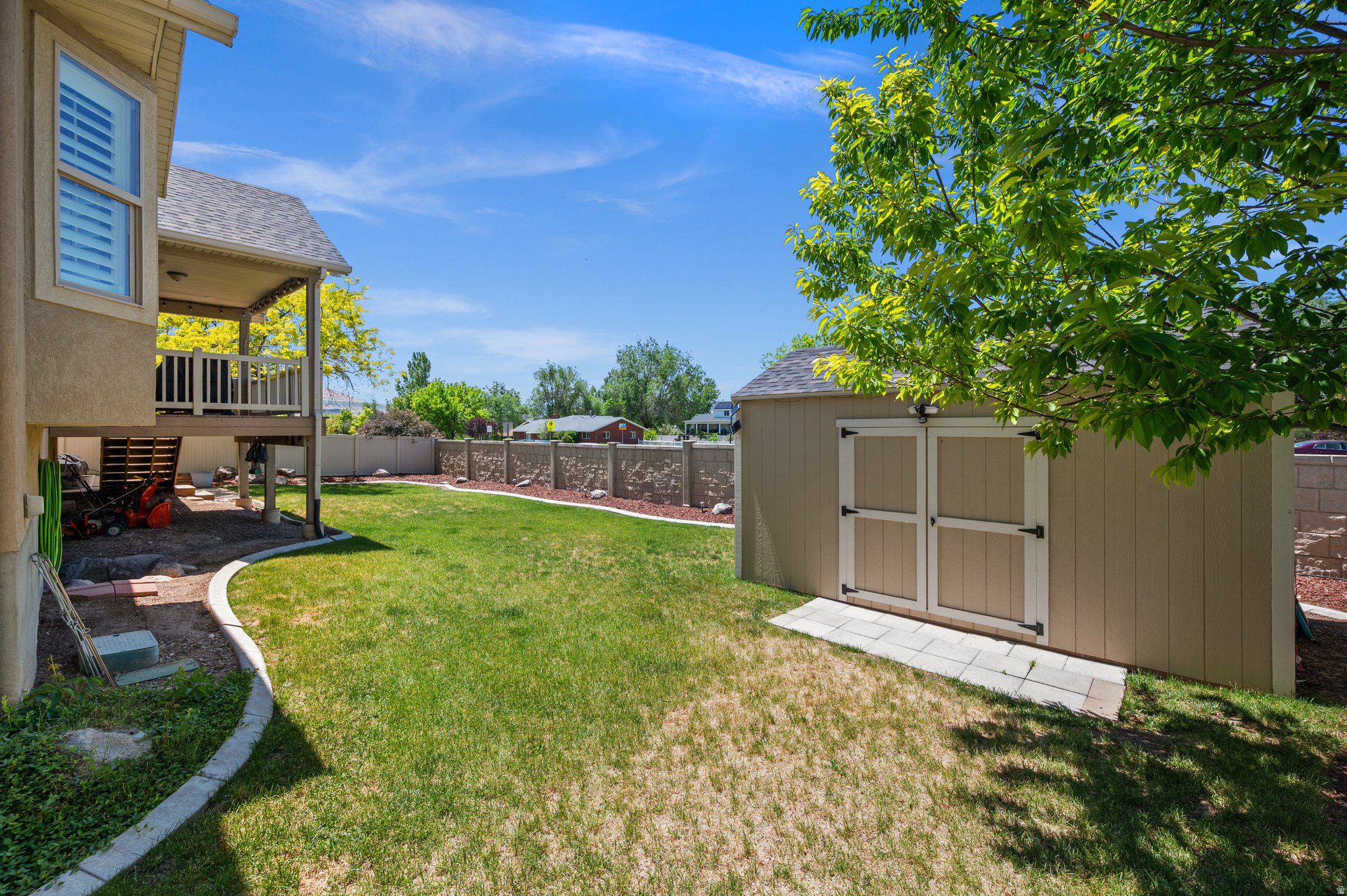 BELLEVUE - Residential