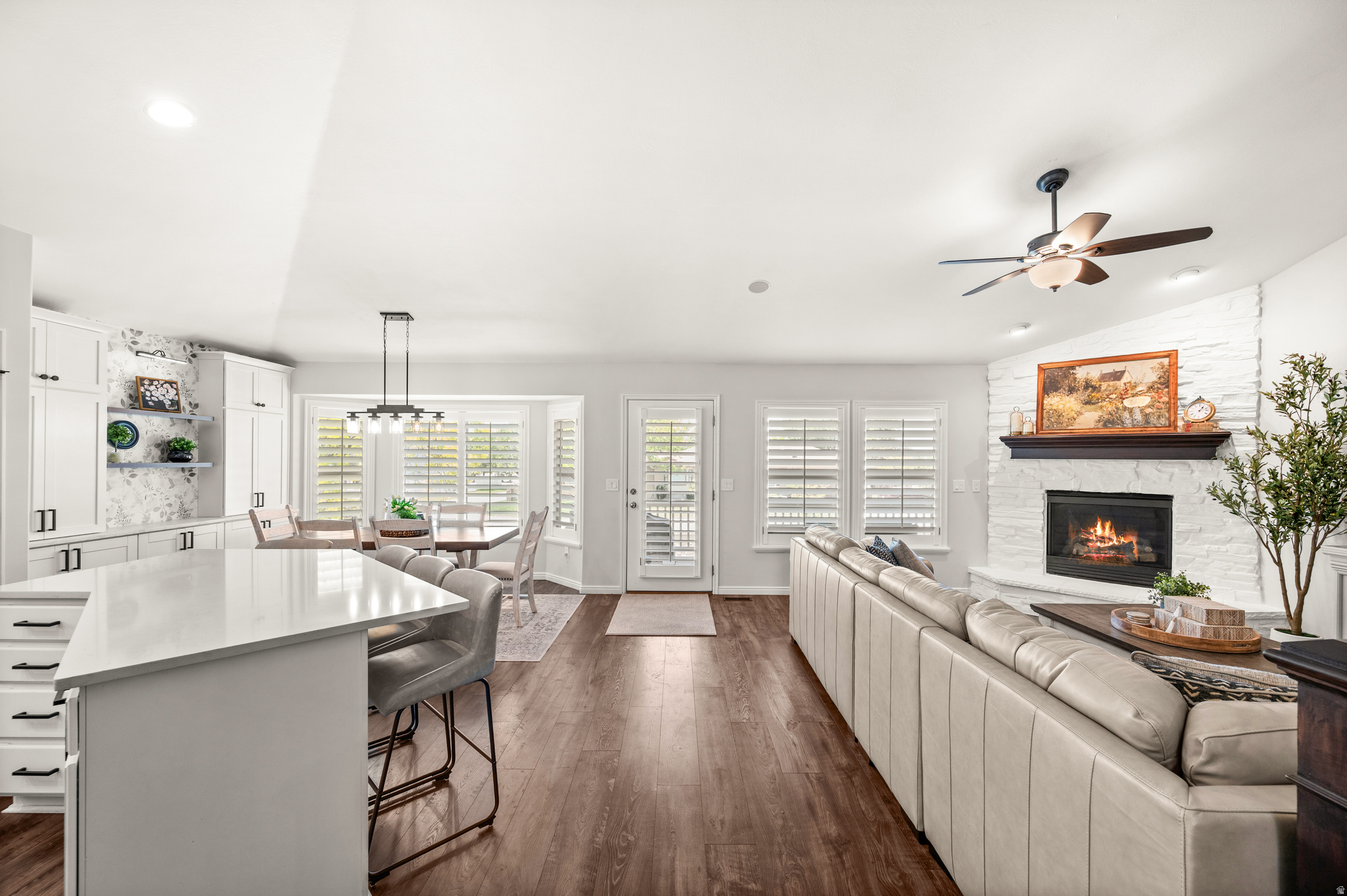 BELLEVUE - Residential