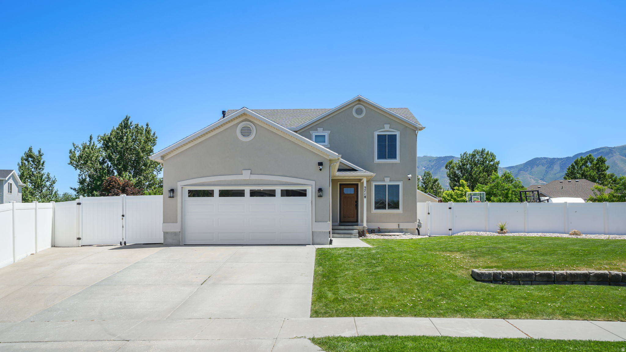 LAKESIDE SUBDIVISION - Residential