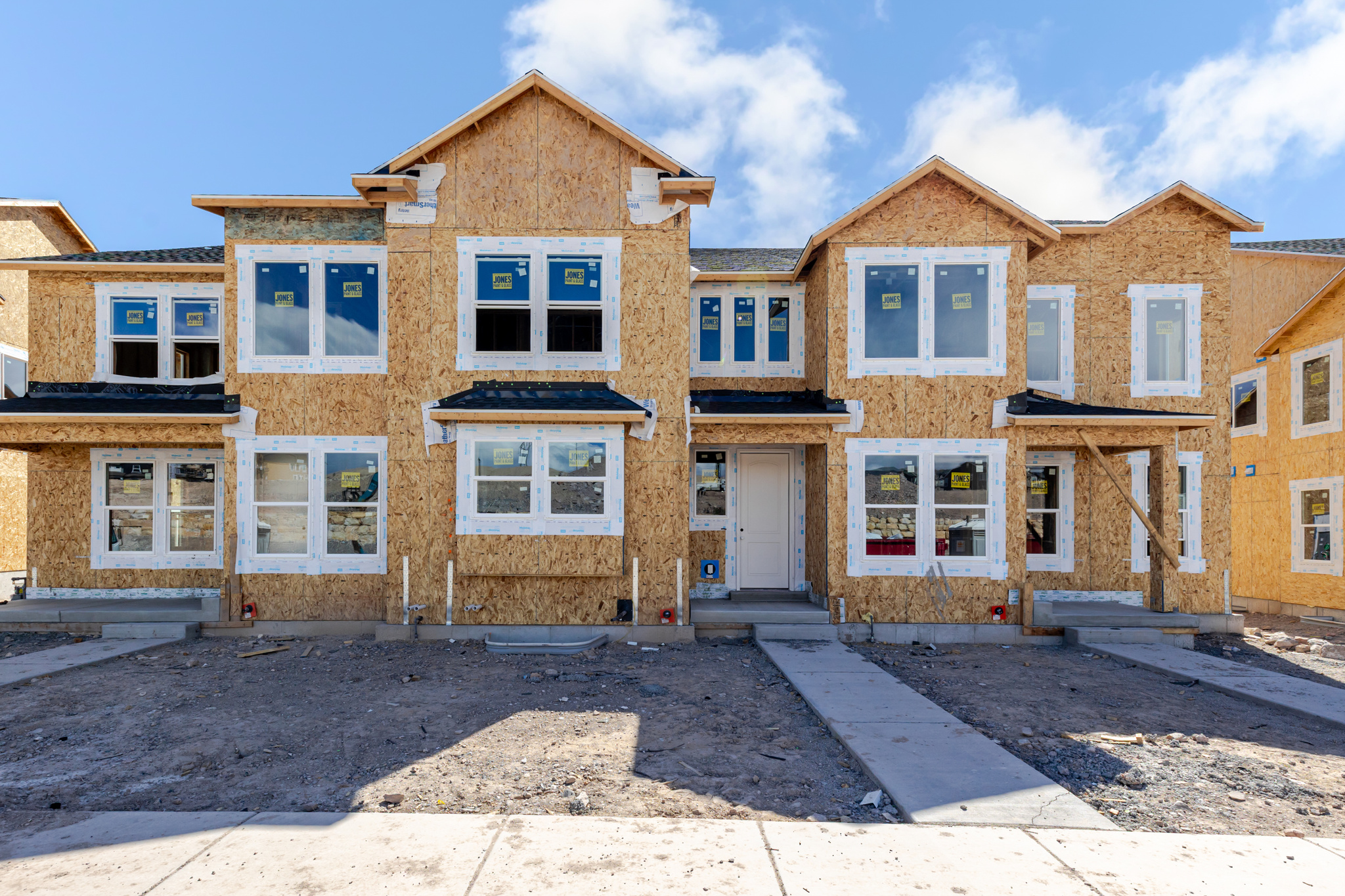 Discover the perfect mix of convenience and comfort with your new townhome at Highridge! Enjoy the benefits of multi-story living and a spacious two-car garage, without the upkeep of a single-family home. Love where you live with community perks like a clubhouse with a gym, a sparkling pool, and pickleball courts. Plus, you'll be part of the growing Mt. Saratoga master-planned community, designed with parks, trails, and open spaces for you to explore. Don't wait! Reach out today to learn more or schedule your visit!