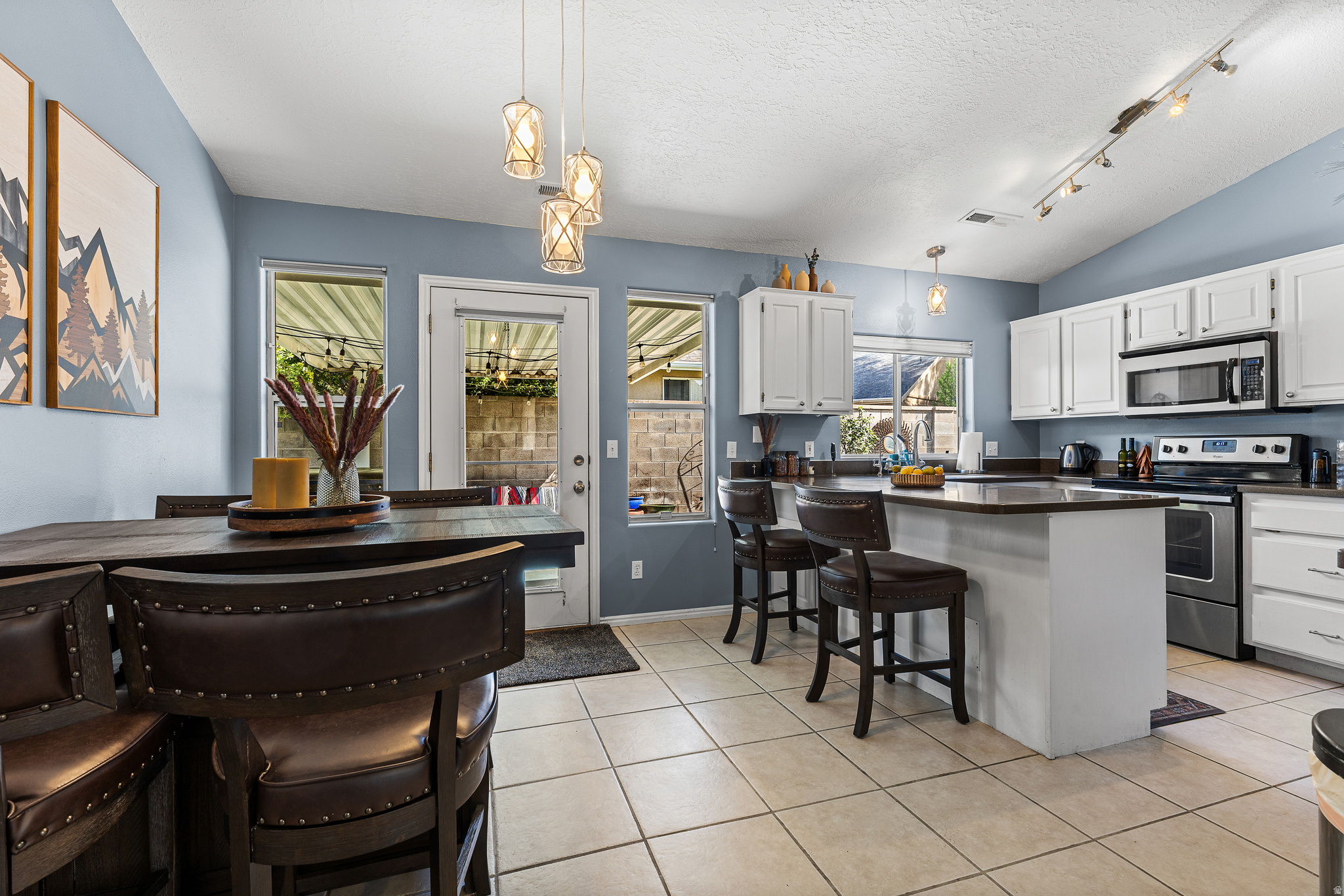 SHADOW CREEK - Residential