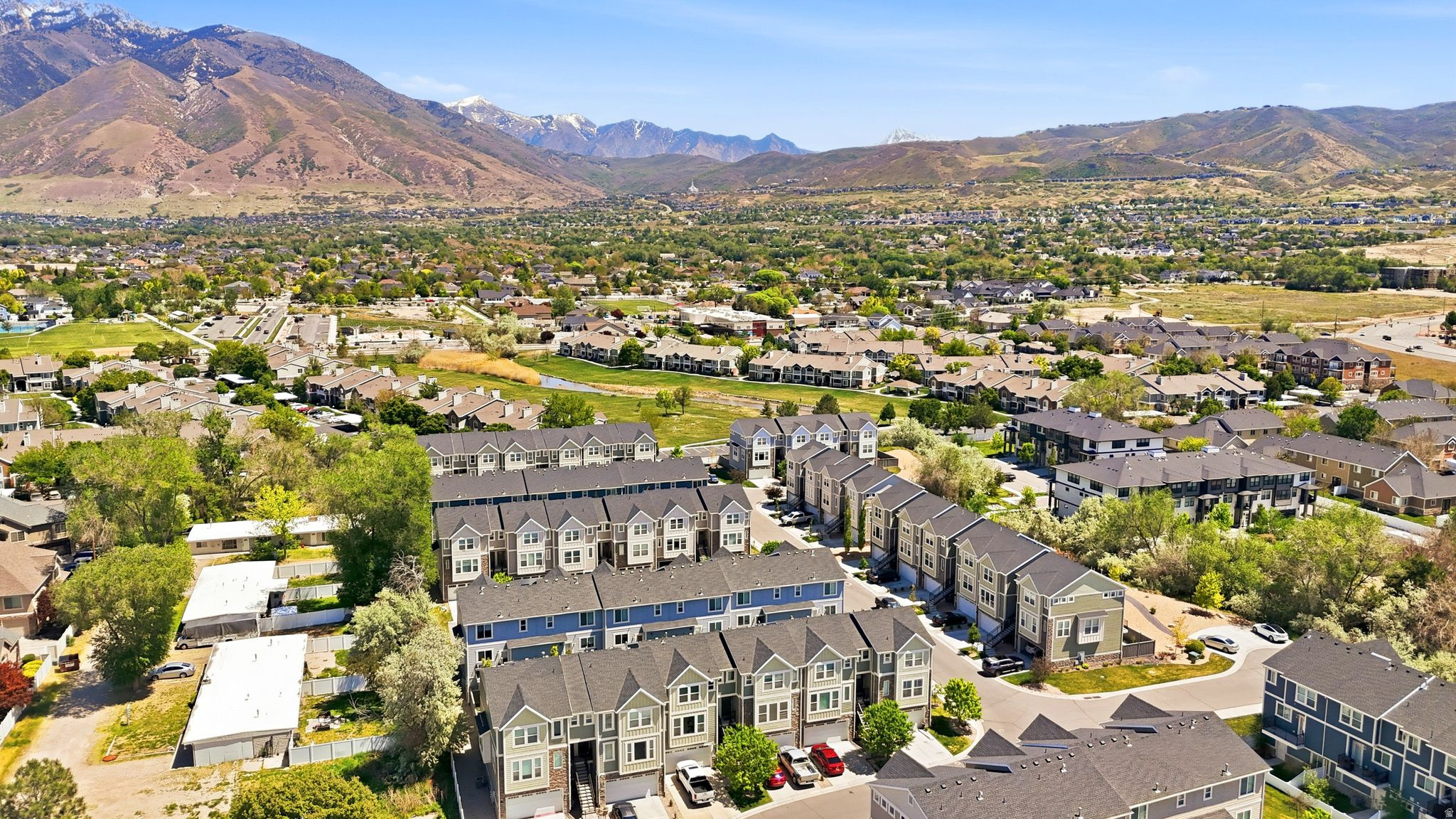 CREEKSIDE - Residential