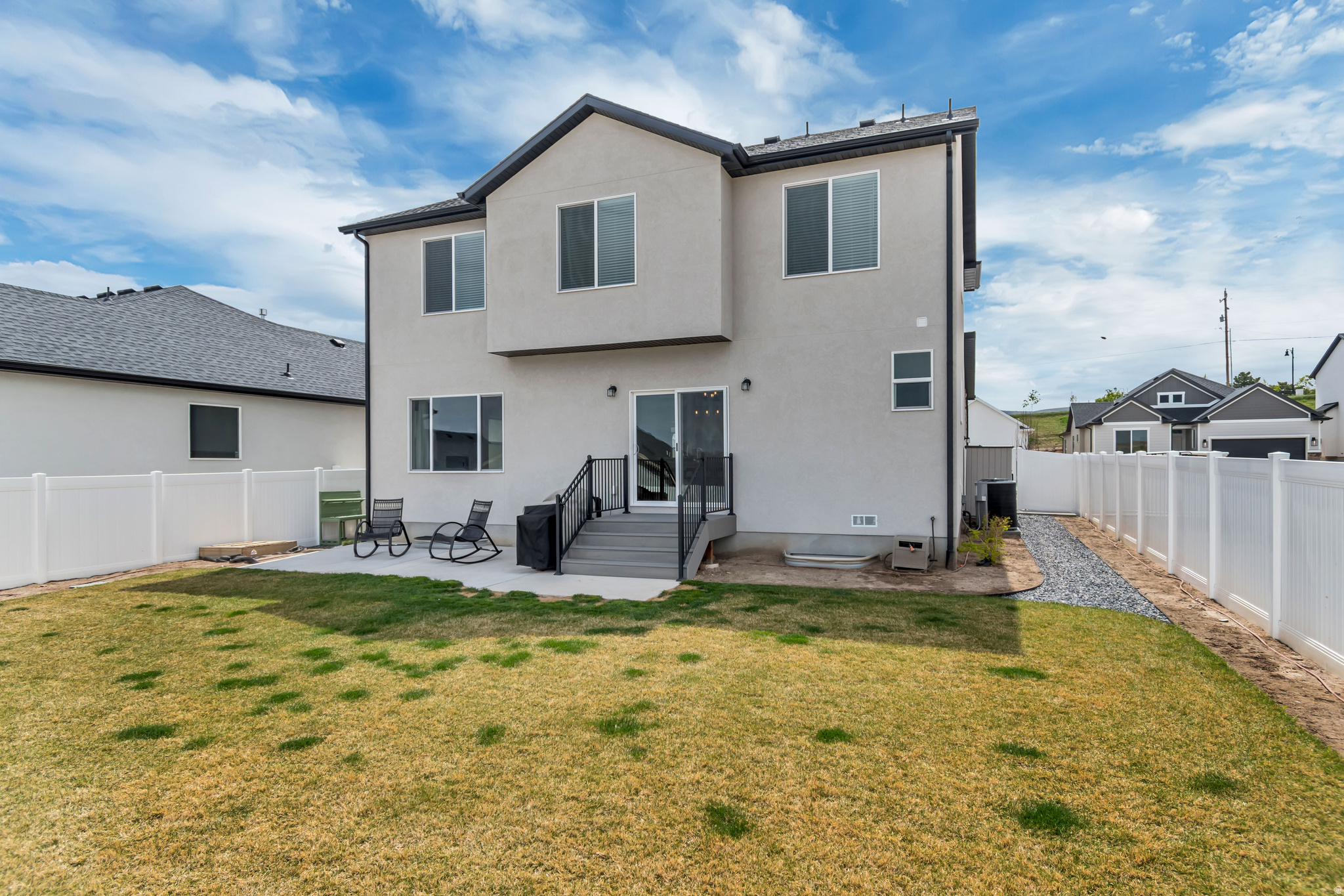HIDDEN OAKS - Residential