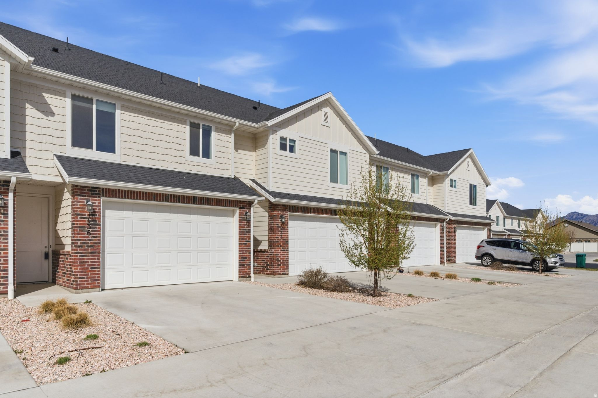SYCAMORE PLACE - Residential