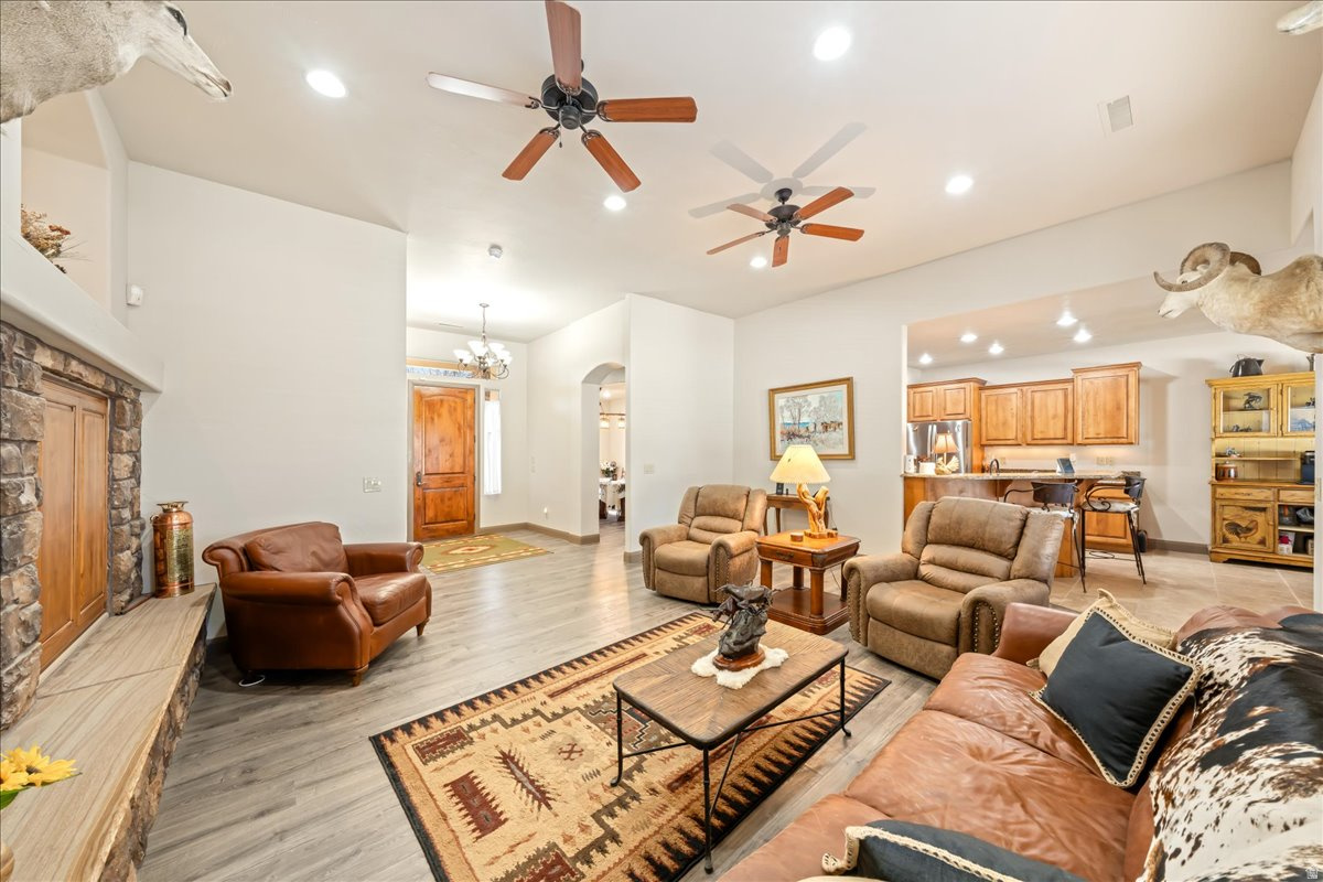 DIAMOND VALLEY ACRES 2A-A AMD - Residential