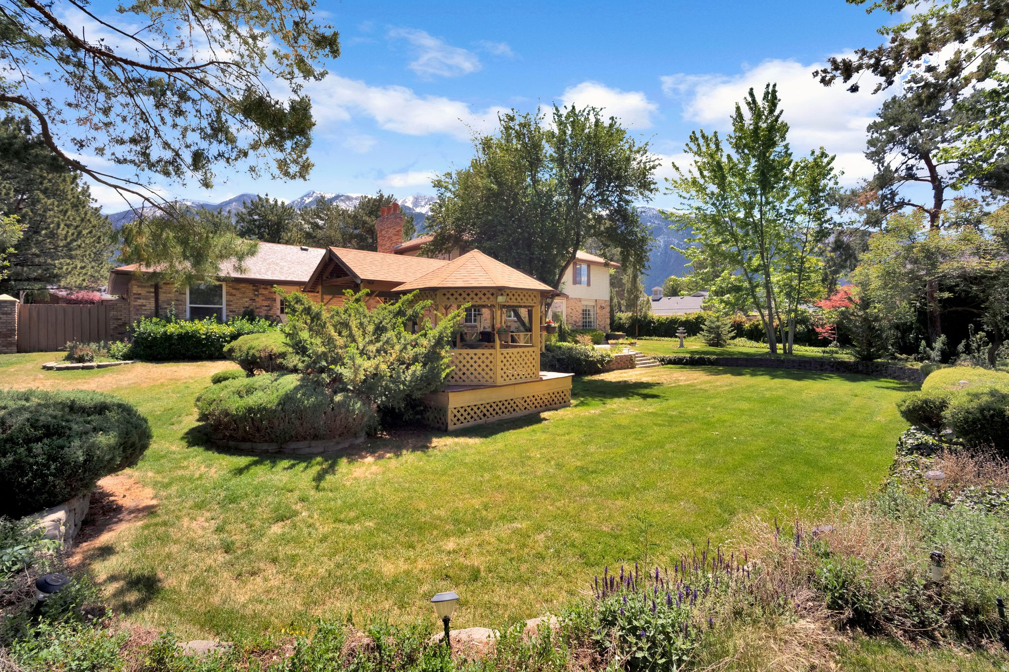 PEPPERWOOD - Residential